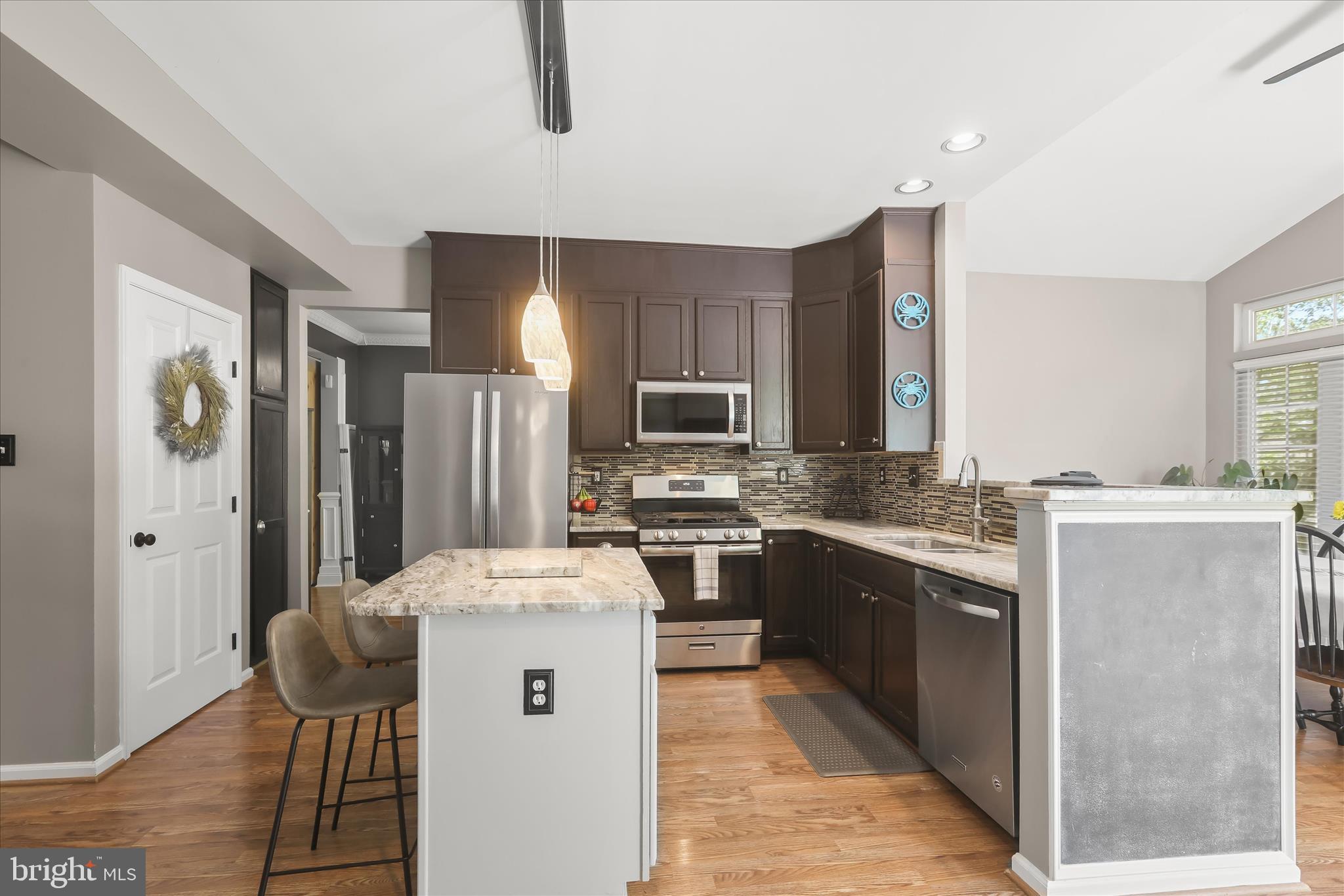 STONE MANOR - Residential