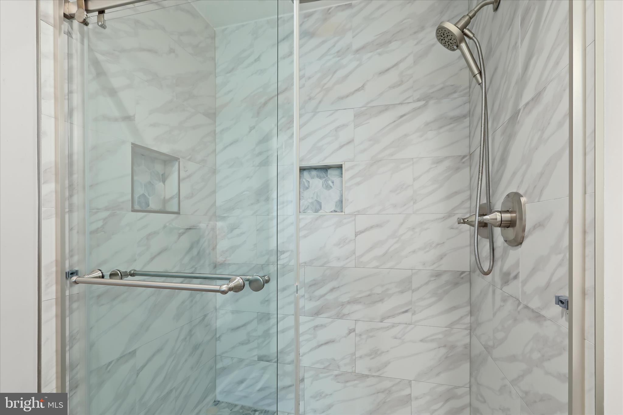 STONE MANOR - Residential