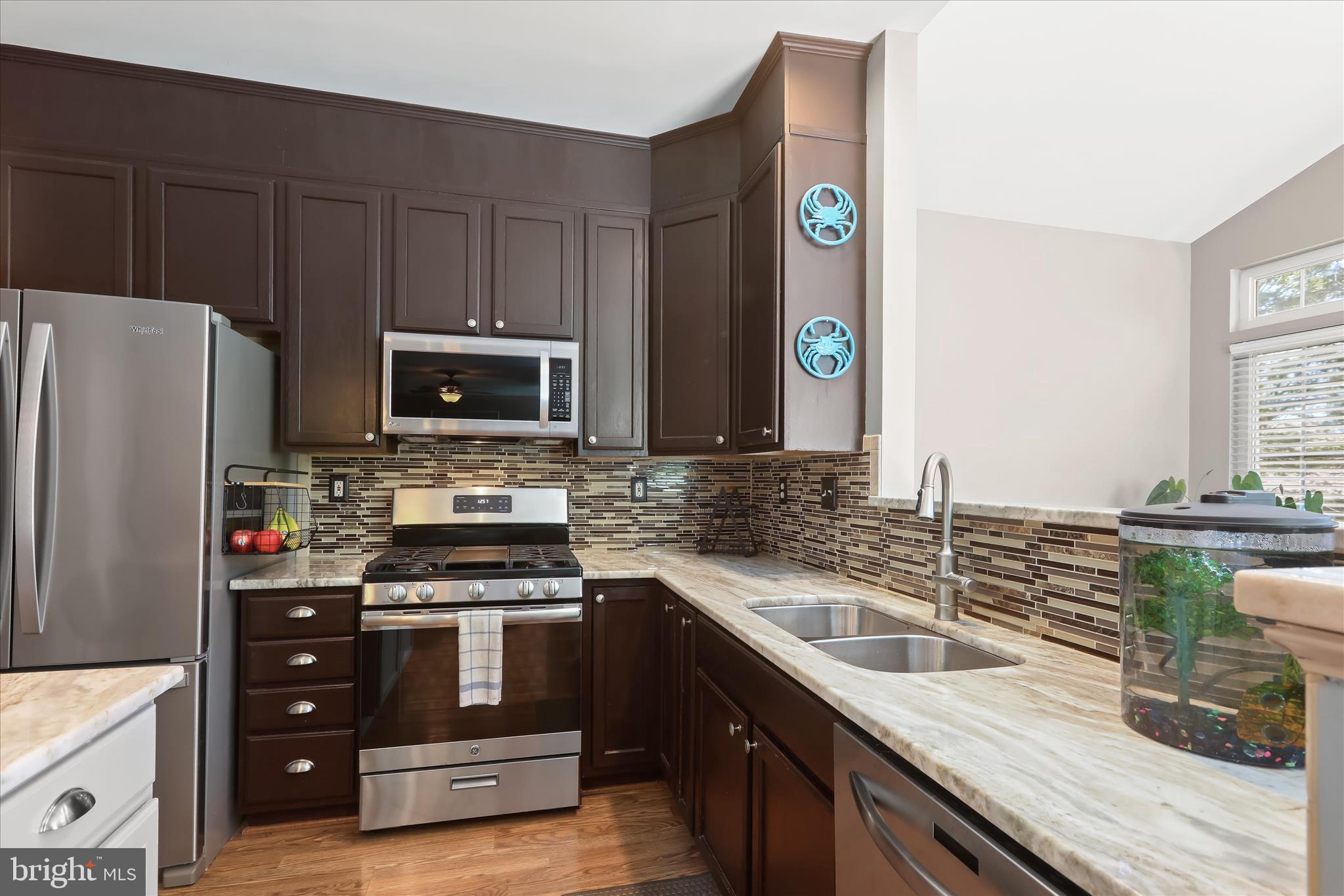 STONE MANOR - Residential