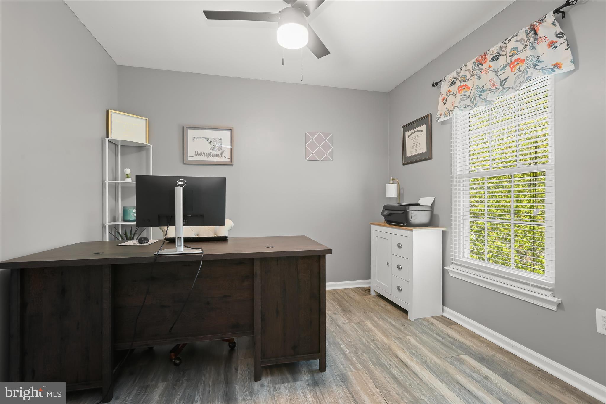 STONE MANOR - Residential