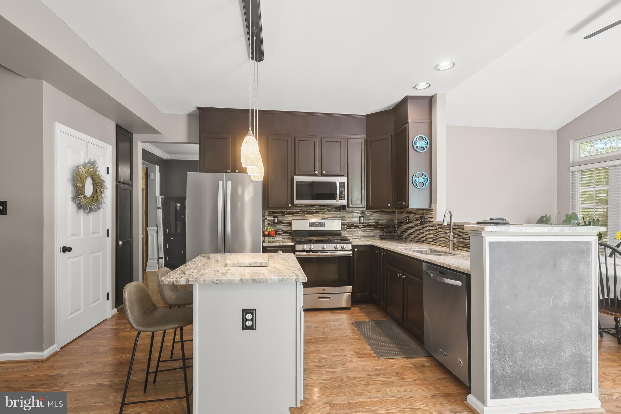 STONE MANOR - Residential