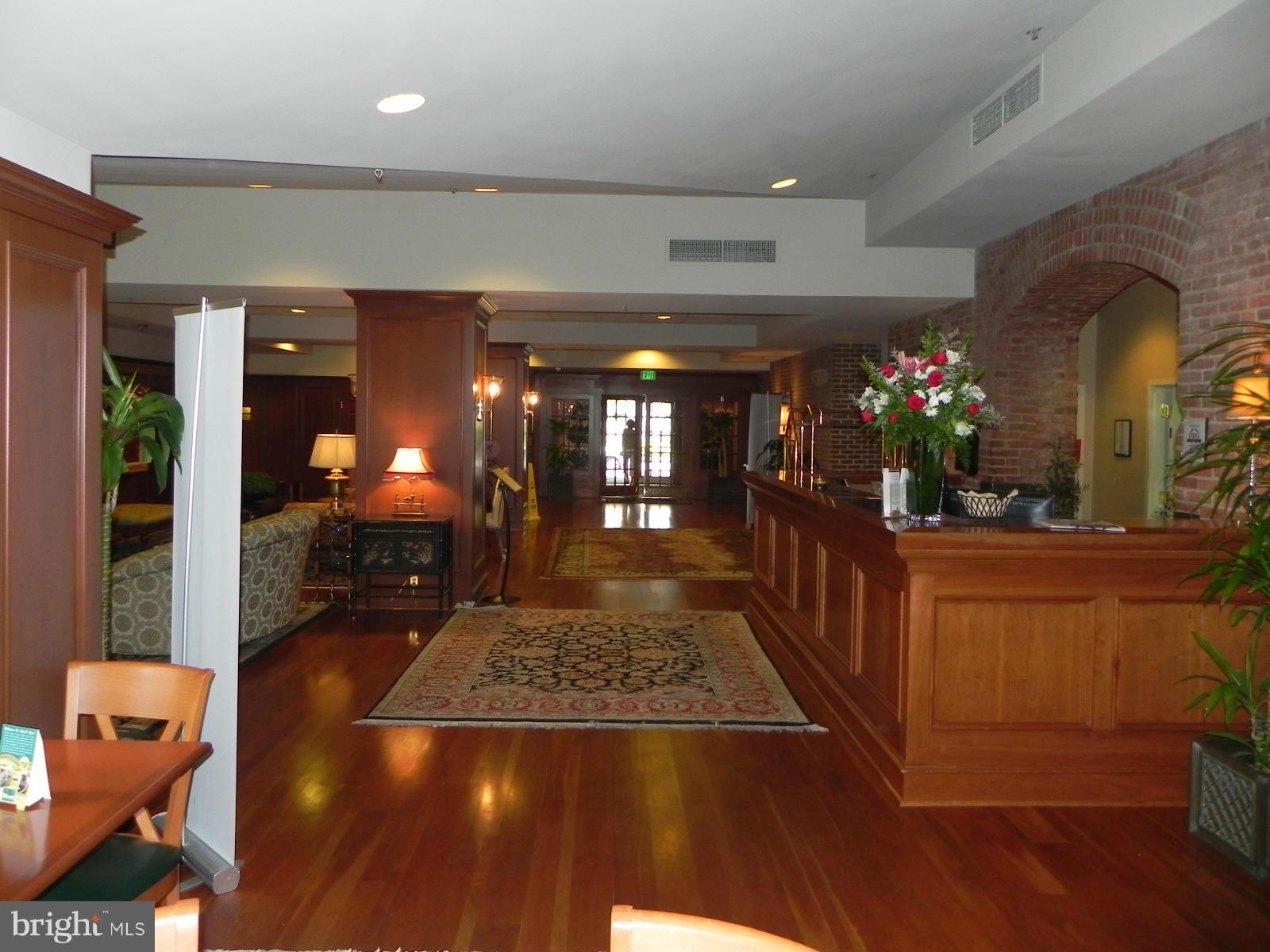 HENDERSON'S WHARF - Residential Lease