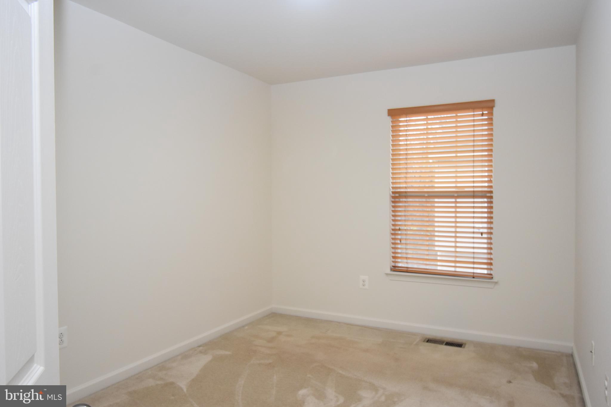 MISSION PLACE - Residential Lease