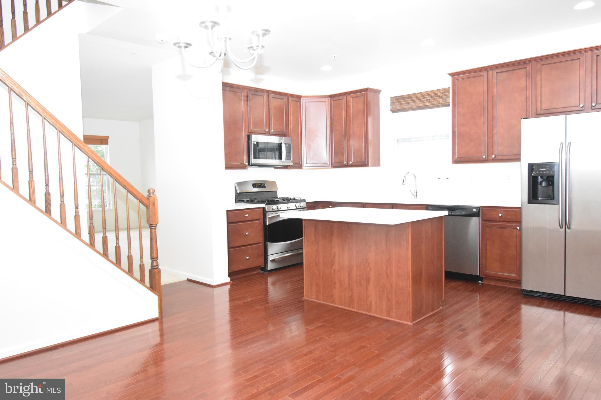 MISSION PLACE - Residential Lease