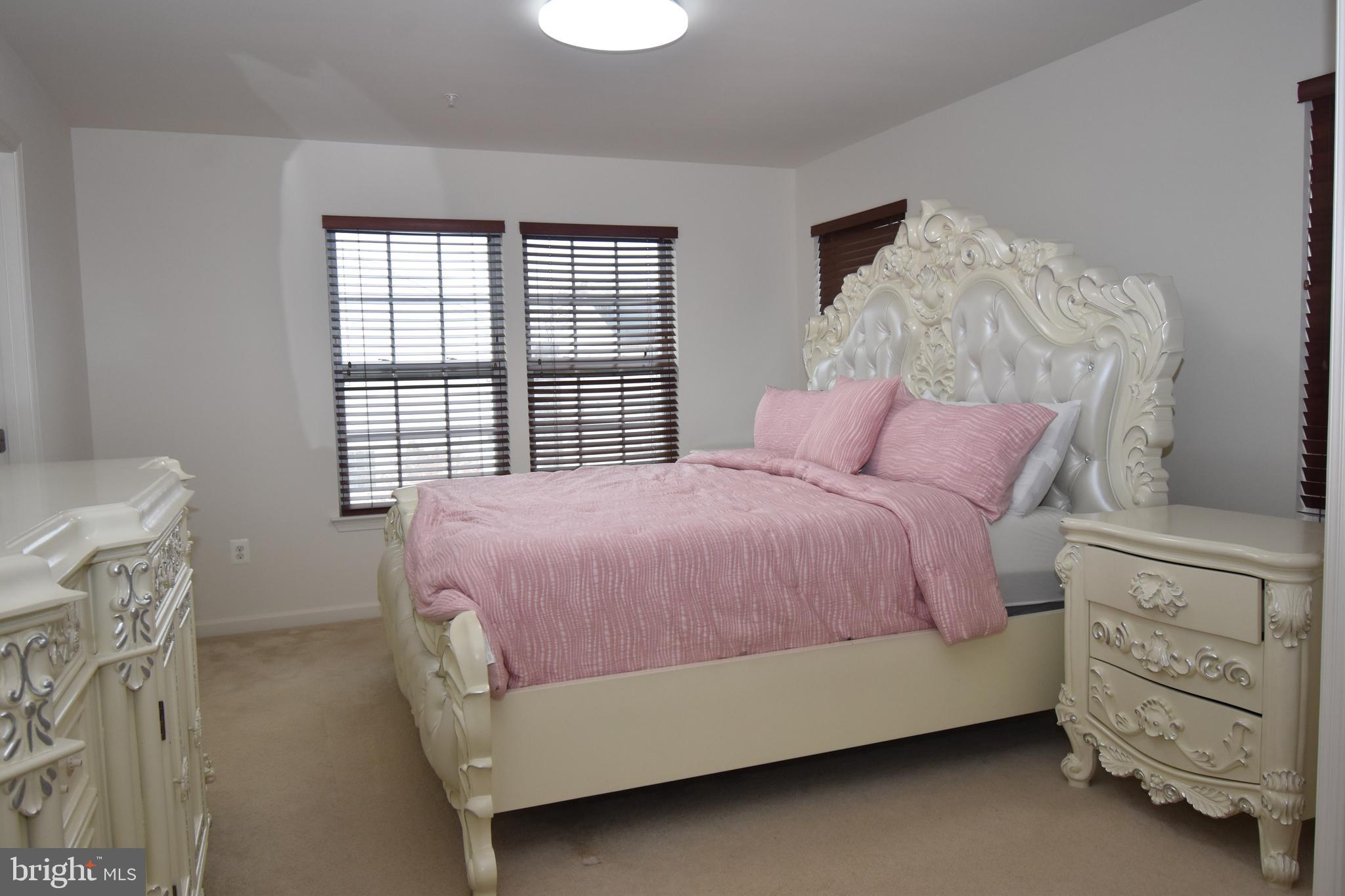 MISSION PLACE - Residential Lease