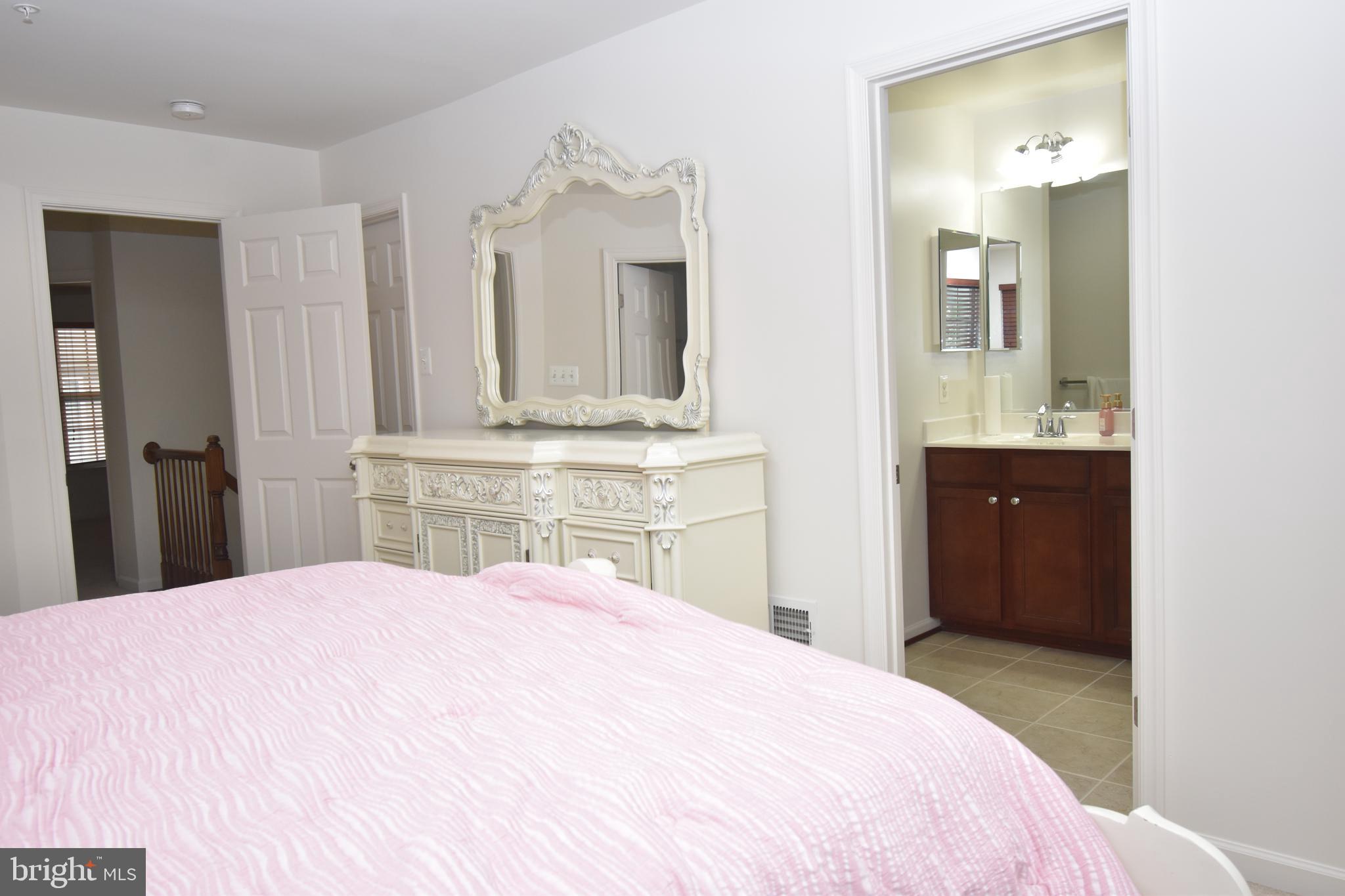 MISSION PLACE - Residential Lease