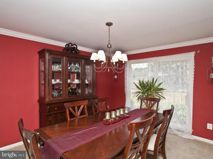 LEE MANOR - Residential