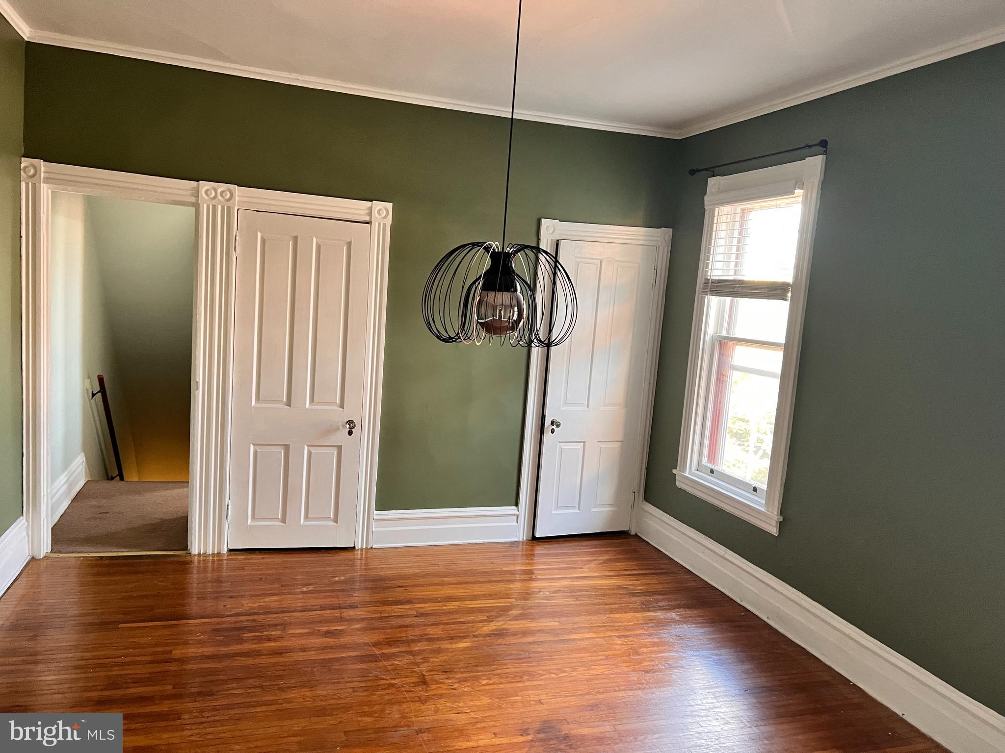 CHESTNUT HILL - Residential Lease