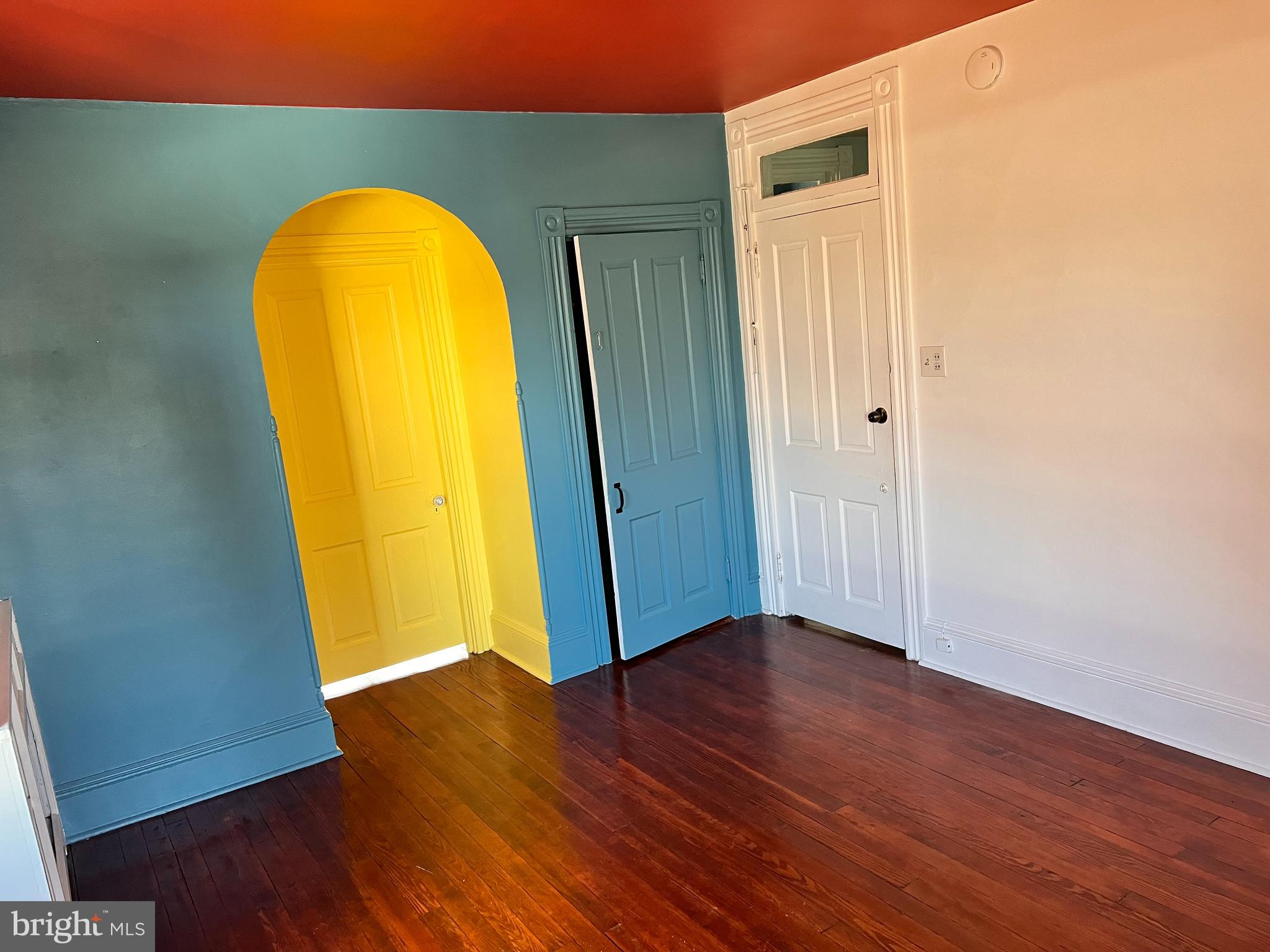 CHESTNUT HILL - Residential Lease