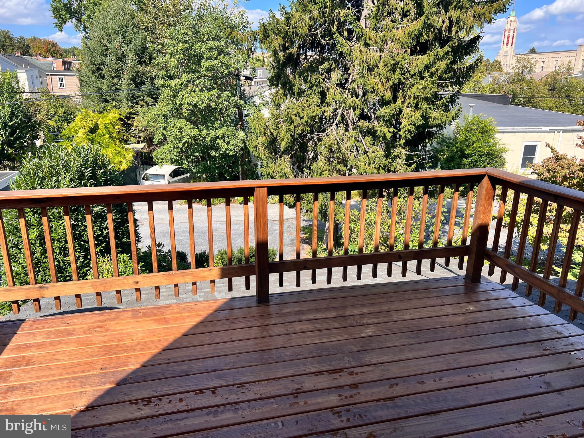 CHESTNUT HILL - Residential Lease