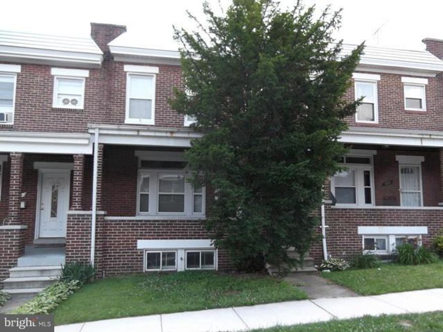 !!! SOLD AS-IS !!! BUYER TO VERIFY GROUND RENT. IF GROUND RENT EXISTS THE SELLER WILL NOT REDEEM.  3 BED 2 BATH TOWNHOUSE IN NEED OF REPAIRS.  UNFINISHED BASEMENT.  LA TO HOLD EMD.  EMD MUST BE CERTIFIED FUNDS.  CALL CSS TO SHOW.