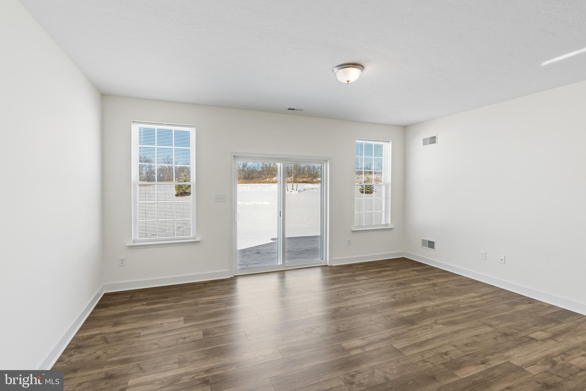 CUMBERLAND VILLAGE - Residential