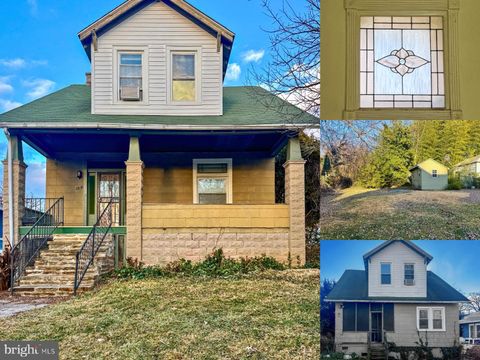 Photo of 2818 Linganore Avenue, BALTIMORE, MD 21234 (MLS # MDBC2148432)