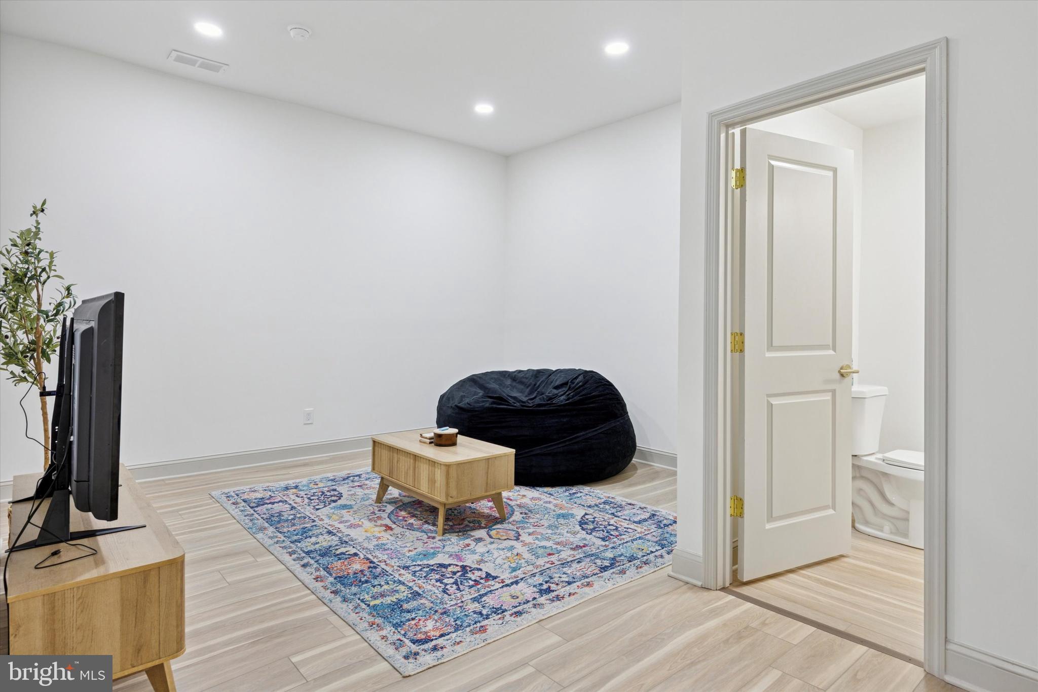 415 N HADDON AVENUE UNIT B