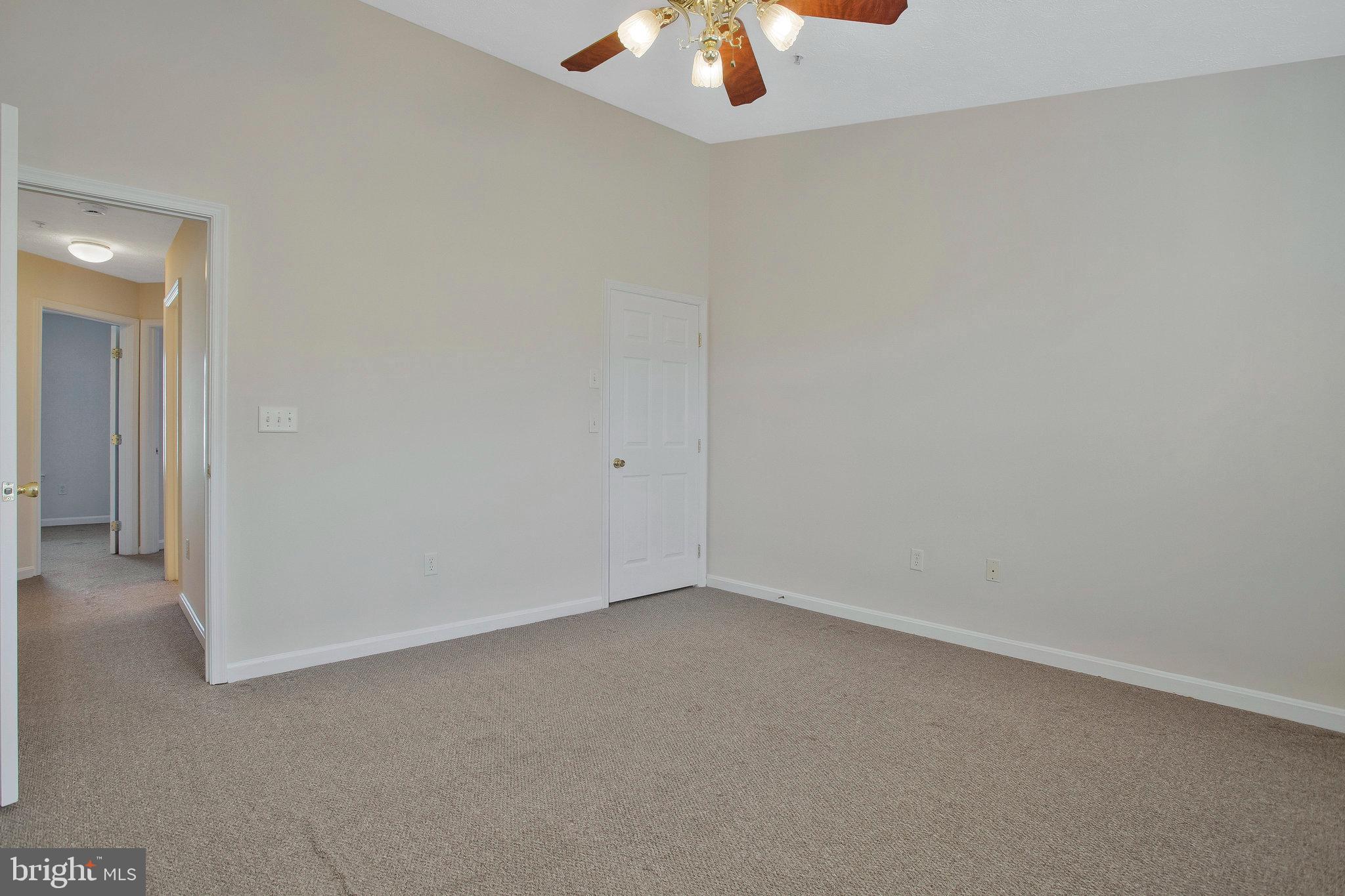 VISTA GARDENS PLAT 1> - Residential Lease