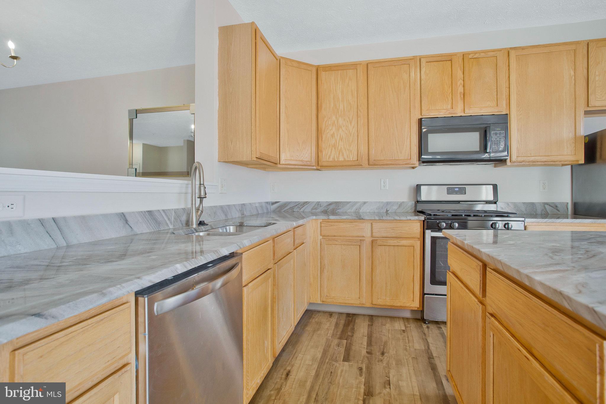 VISTA GARDENS PLAT 1> - Residential Lease