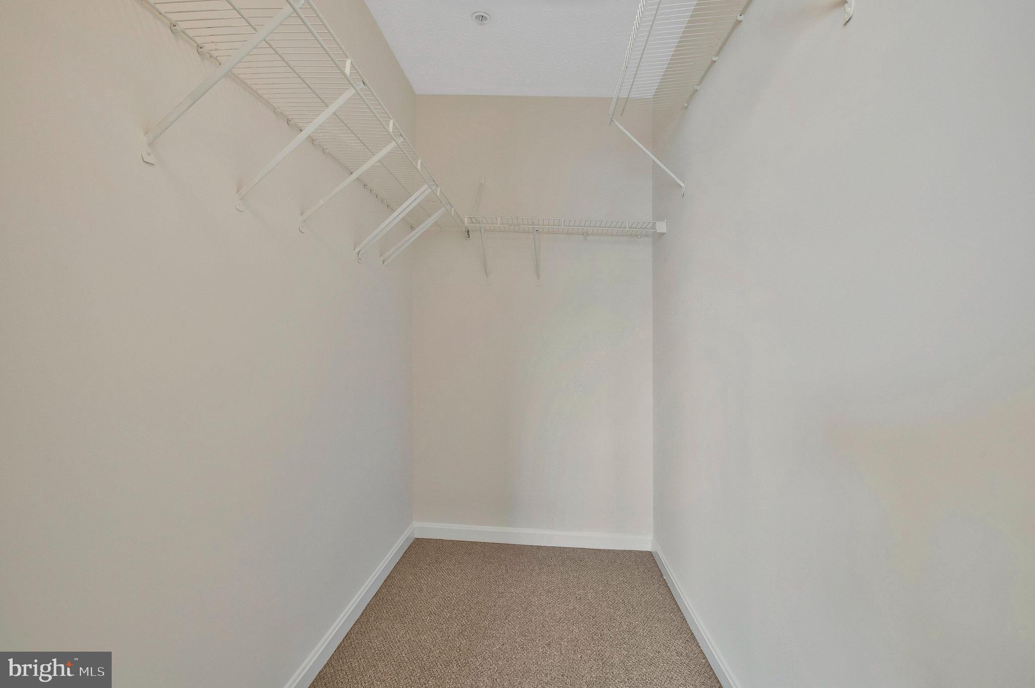 VISTA GARDENS PLAT 1> - Residential Lease