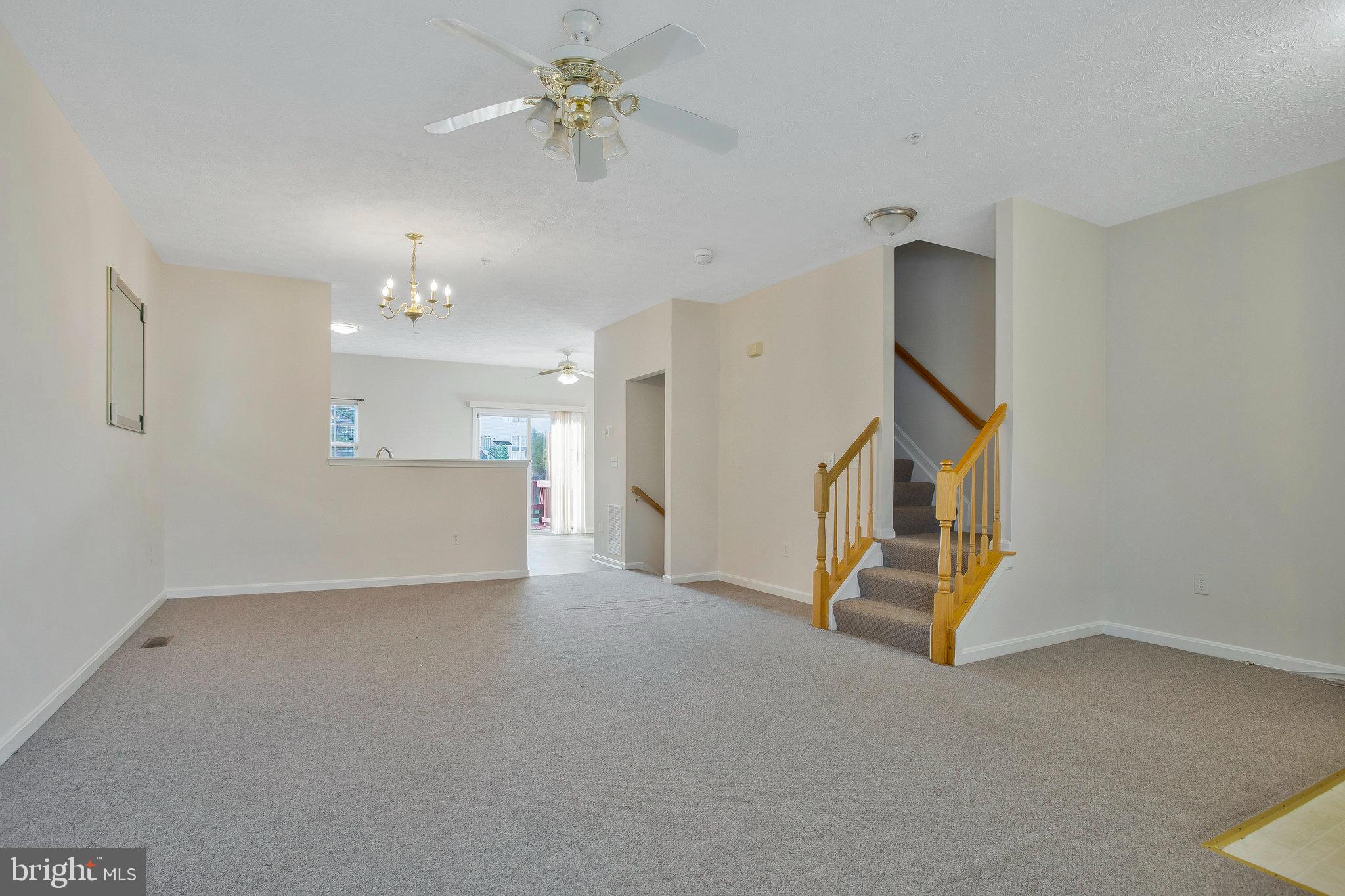 VISTA GARDENS PLAT 1> - Residential Lease