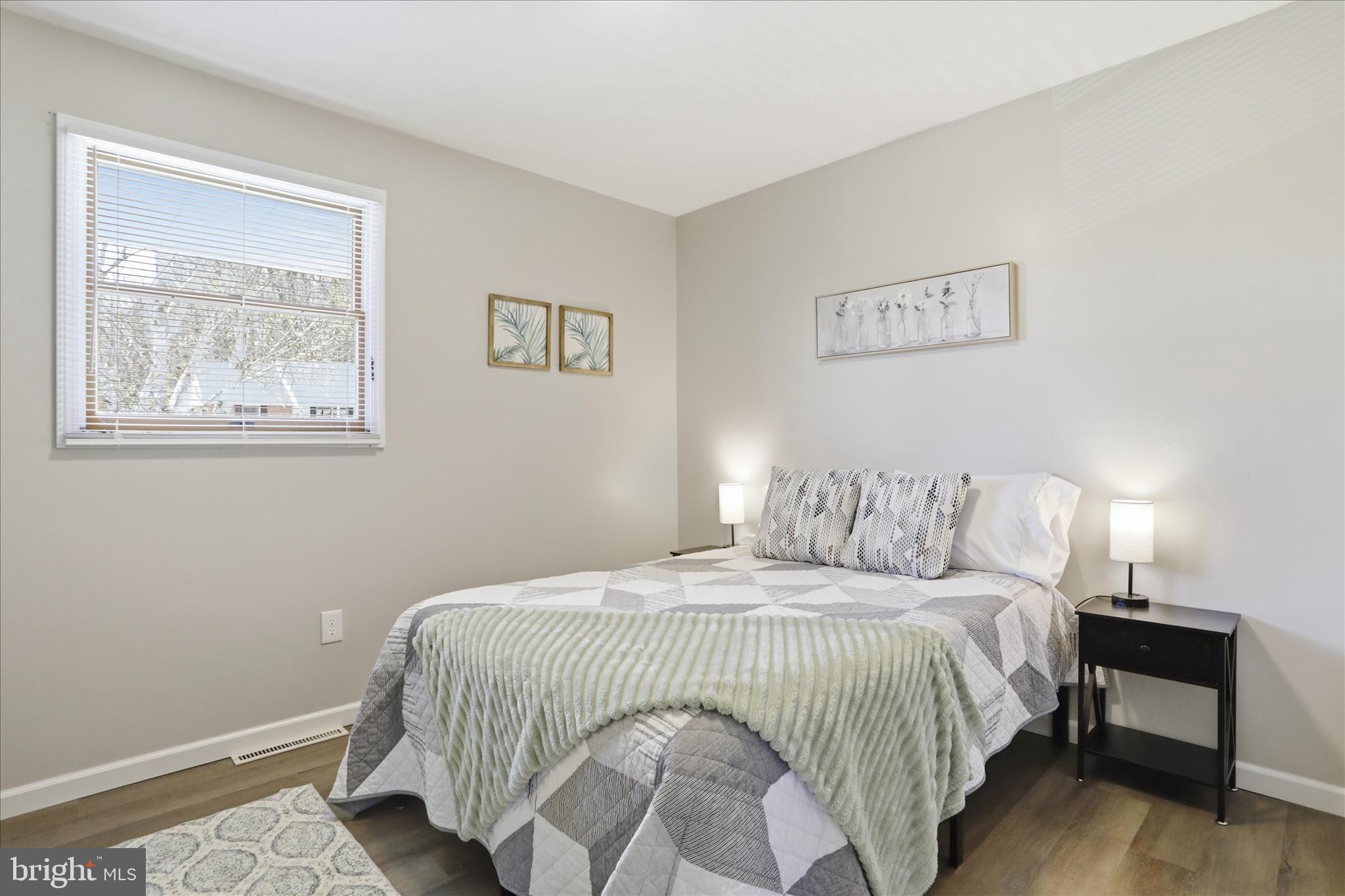 BOTANY WOODS - Residential