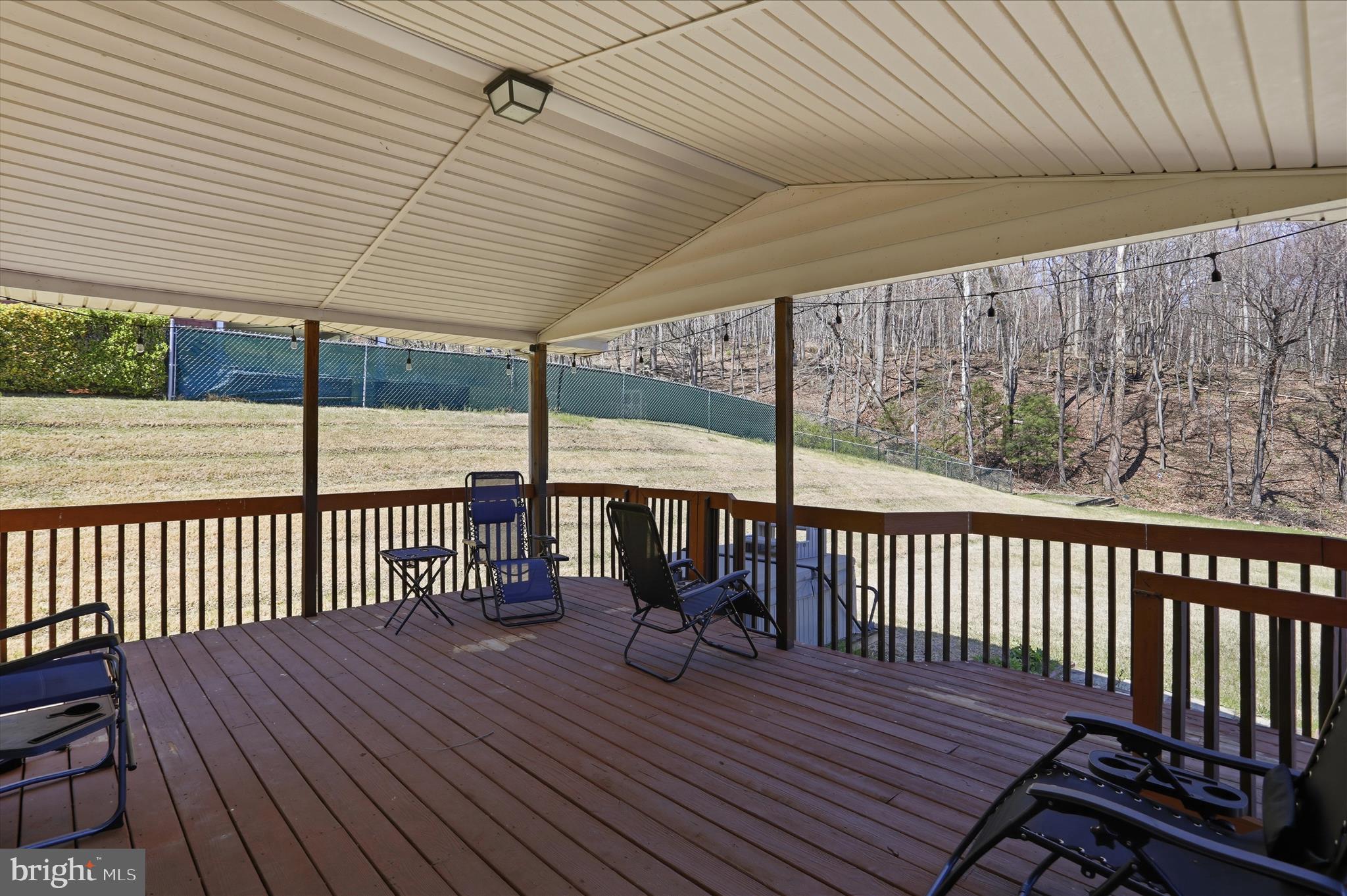 BOTANY WOODS - Residential