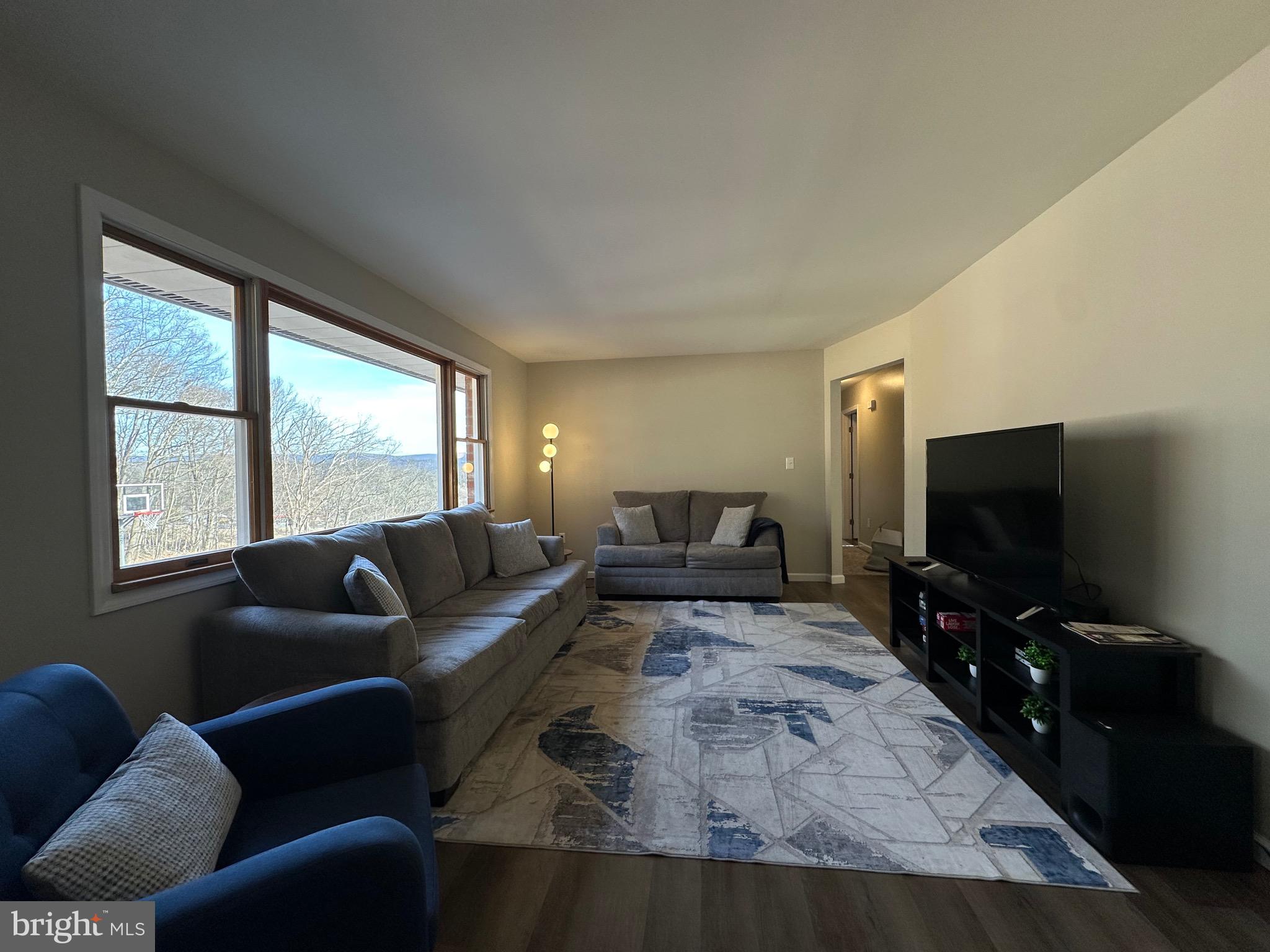 BOTANY WOODS - Residential