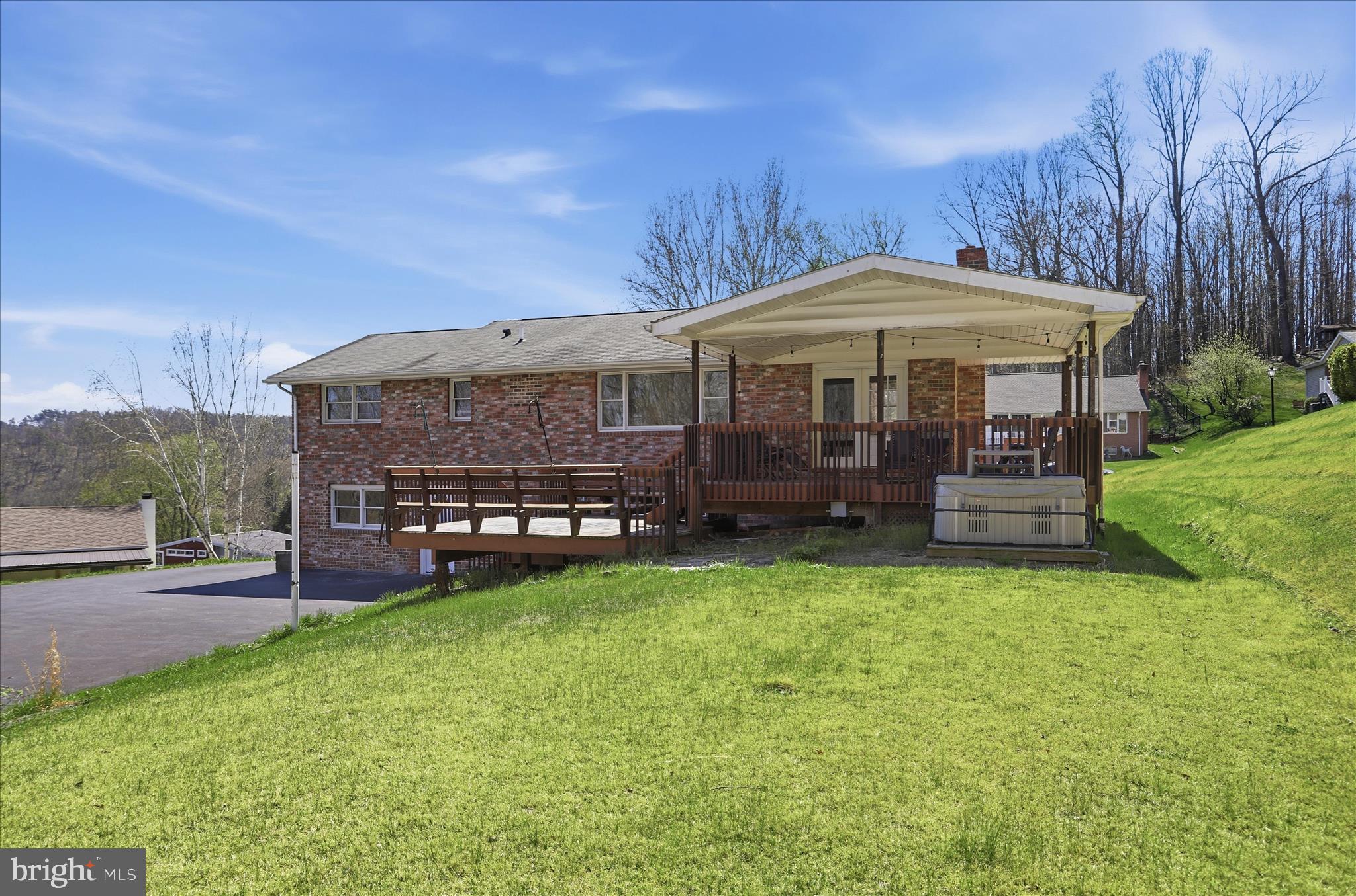 BOTANY WOODS - Residential