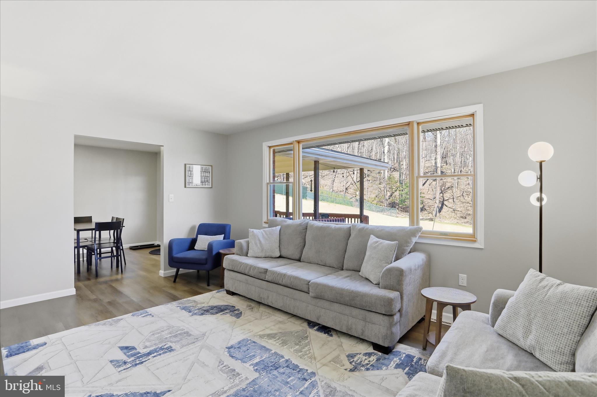 BOTANY WOODS - Residential