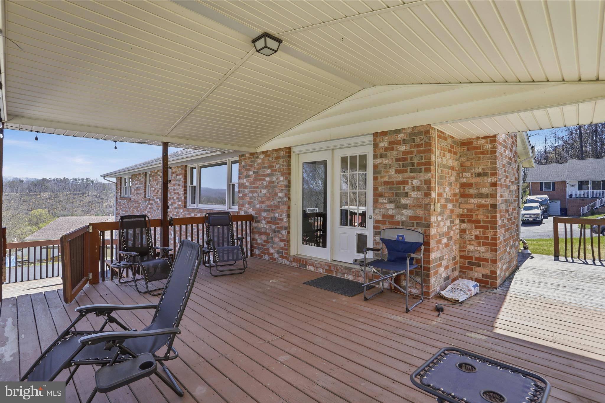 BOTANY WOODS - Residential