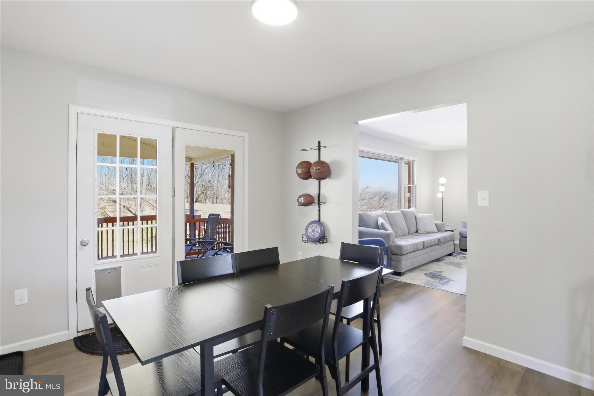 BOTANY WOODS - Residential