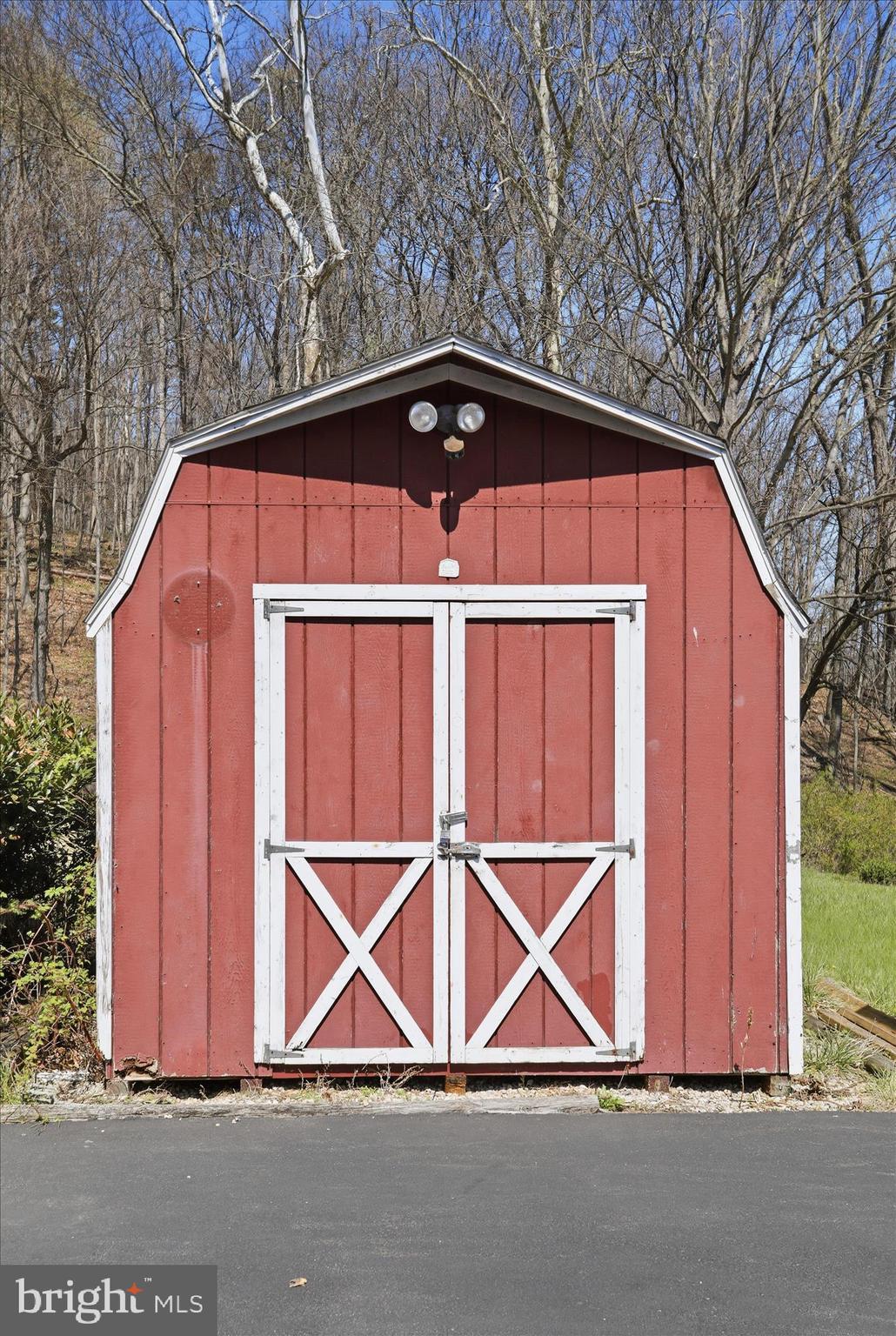 BOTANY WOODS - Residential