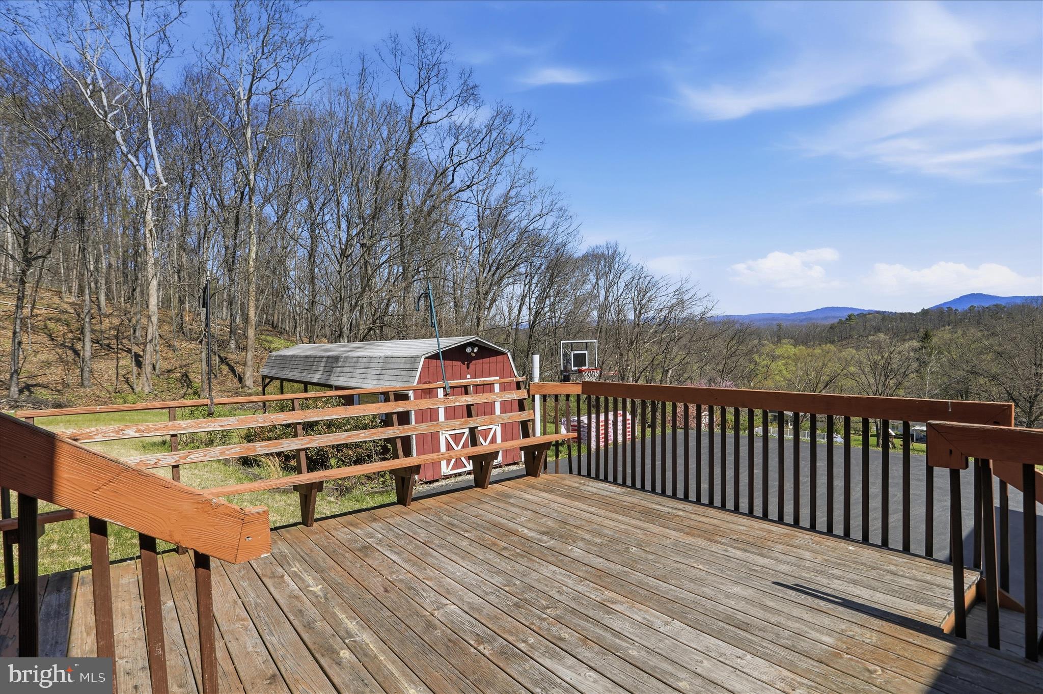 BOTANY WOODS - Residential