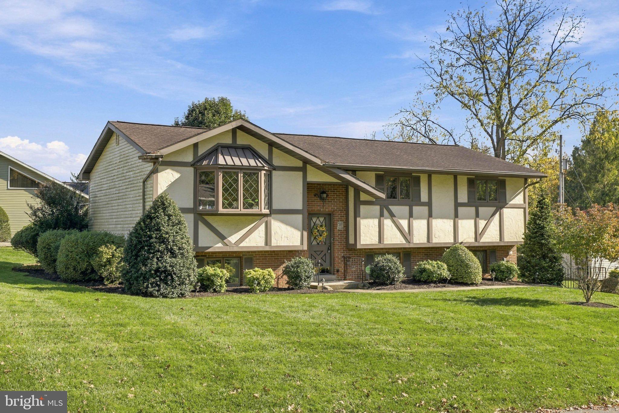 2430 BERKLEY ROAD