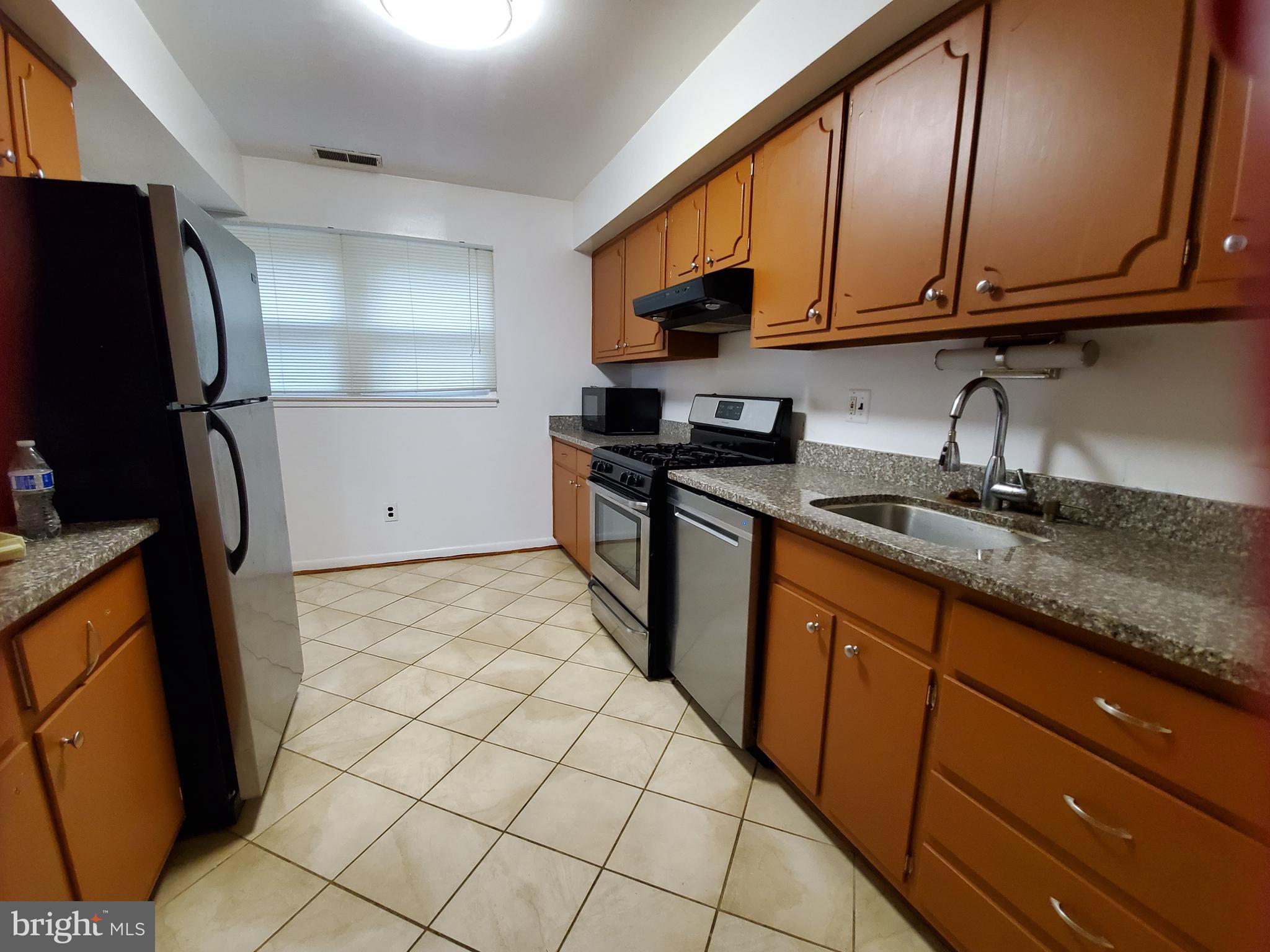 PARK GLEN HEIGHTS - Residential Lease