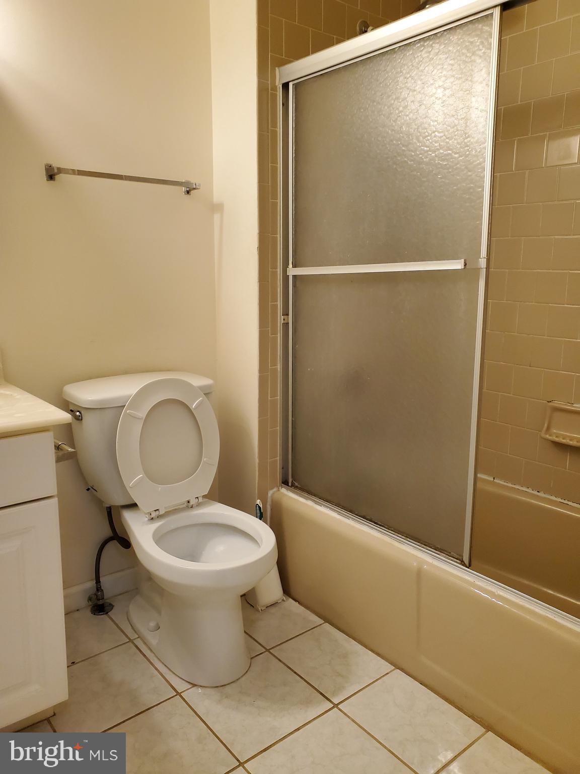 PARK GLEN HEIGHTS - Residential Lease