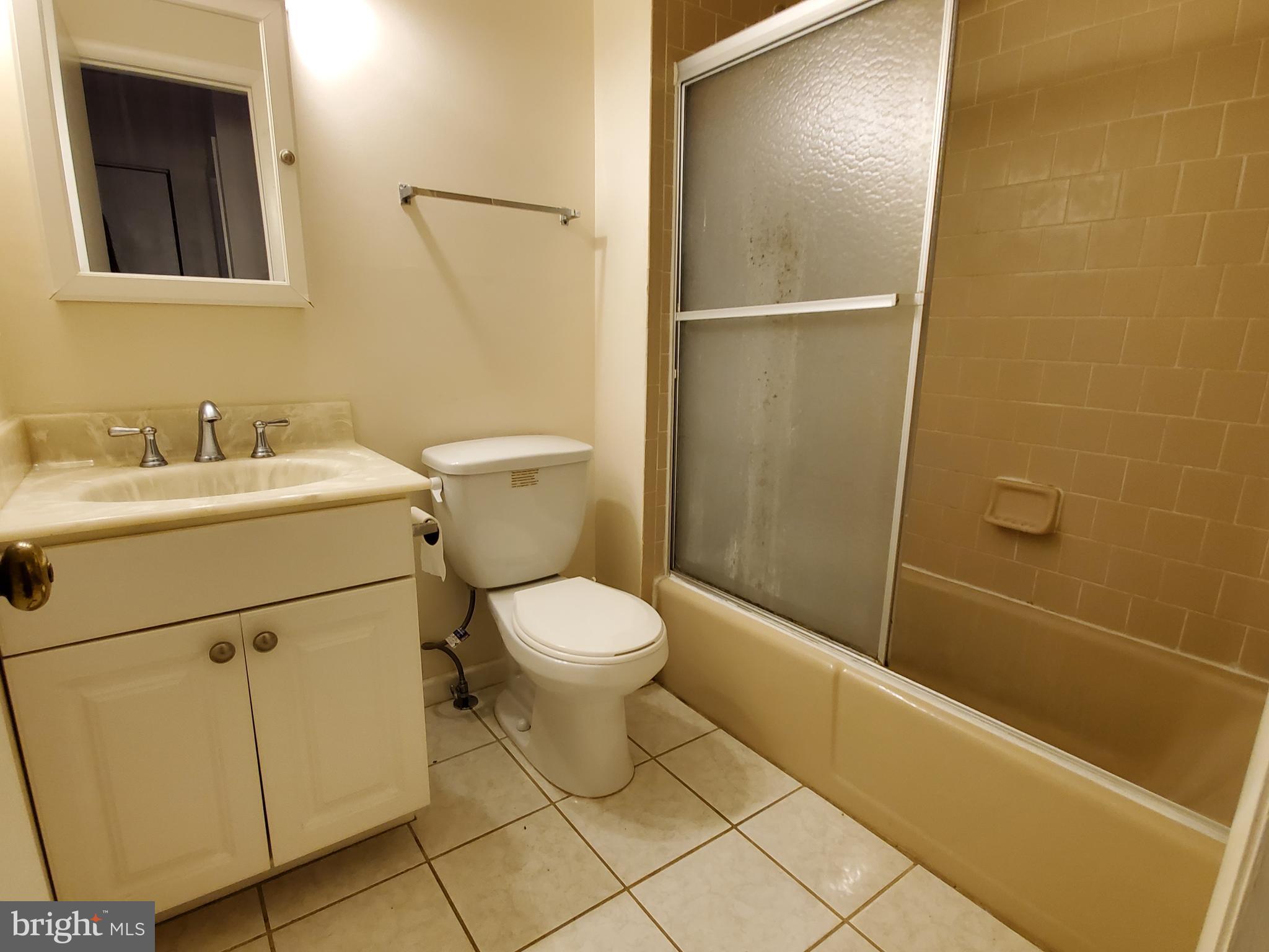 PARK GLEN HEIGHTS - Residential Lease