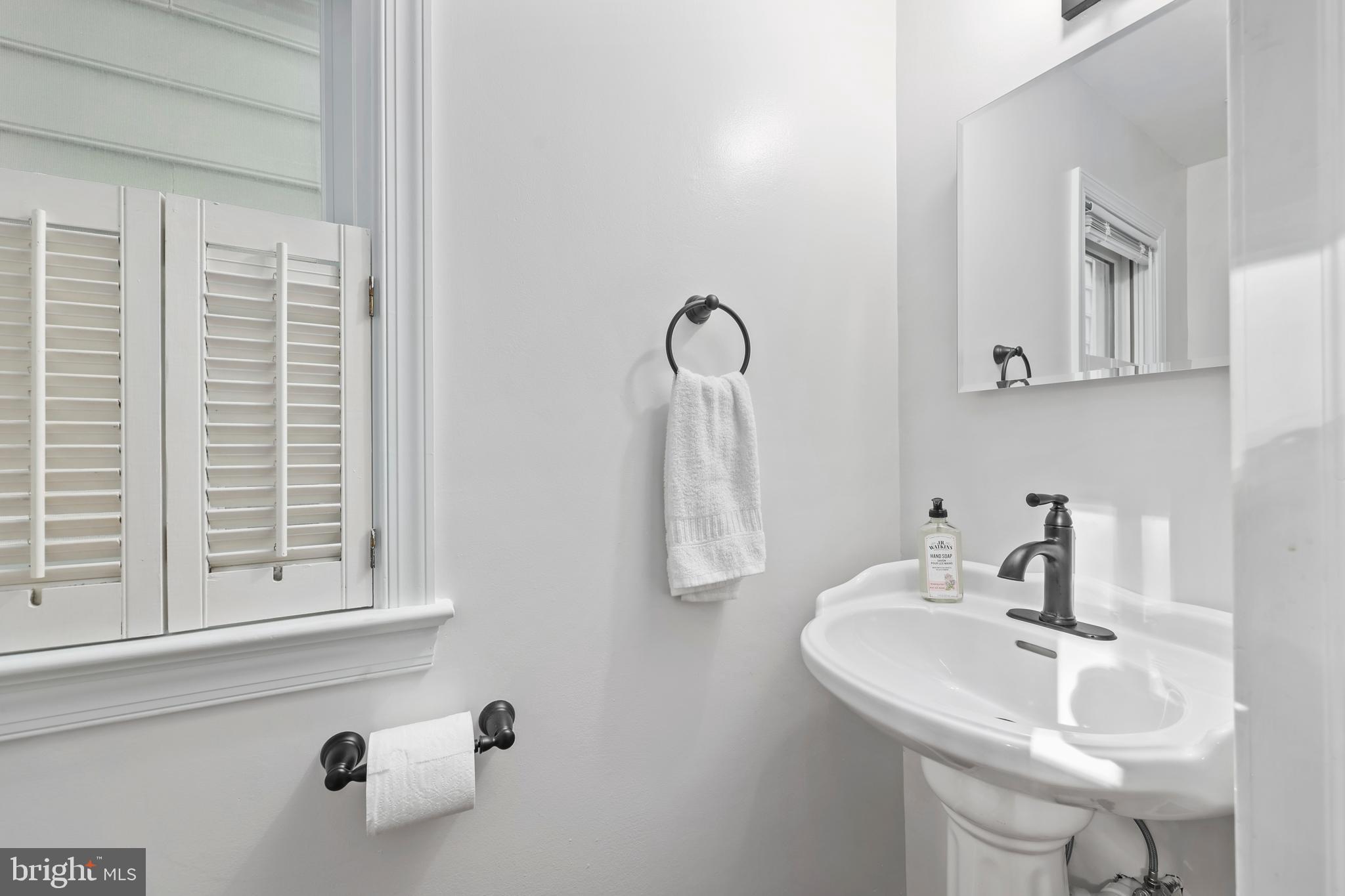 OLD TOWN ALEXANDRIA - Residential