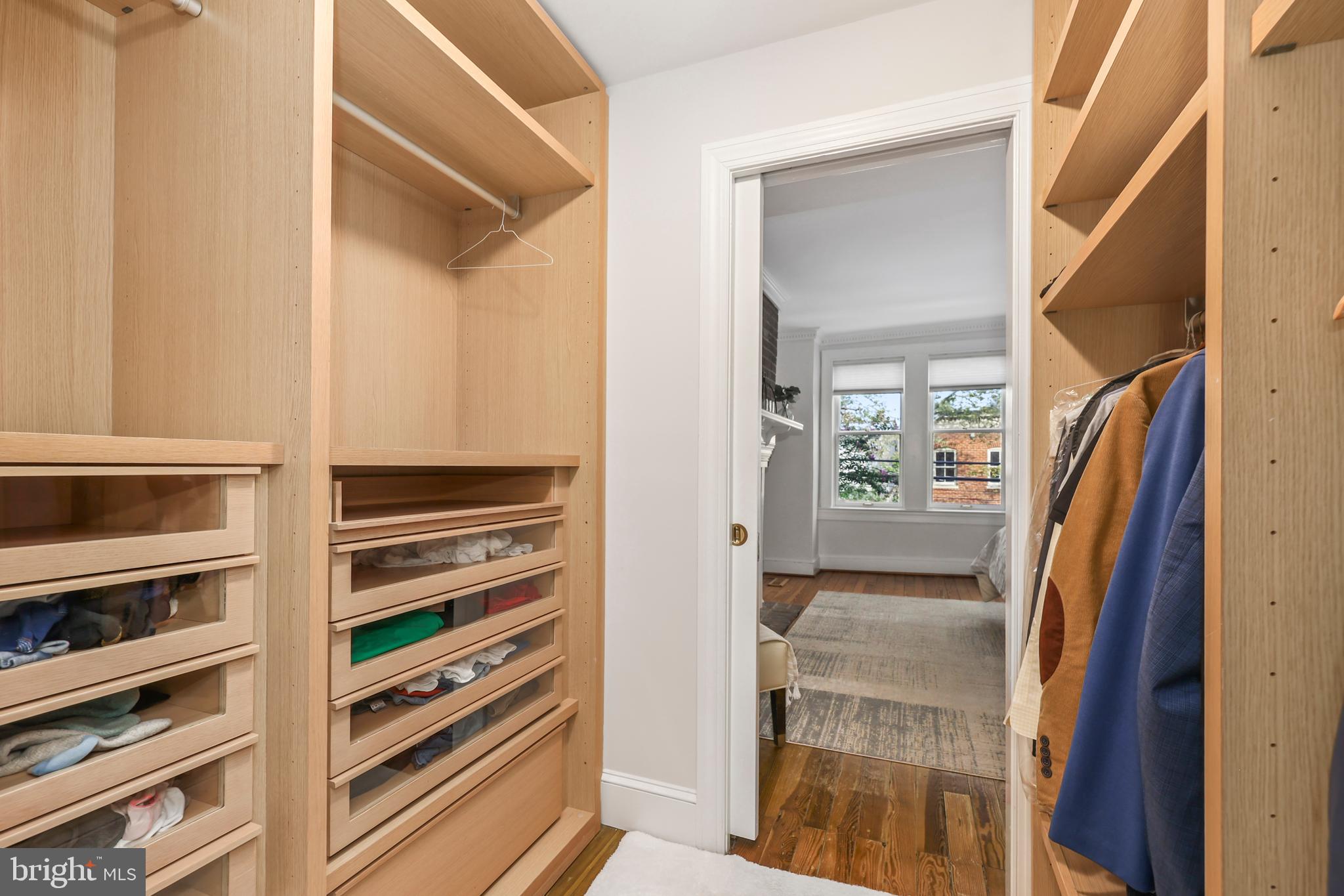 OLD TOWN ALEXANDRIA - Residential