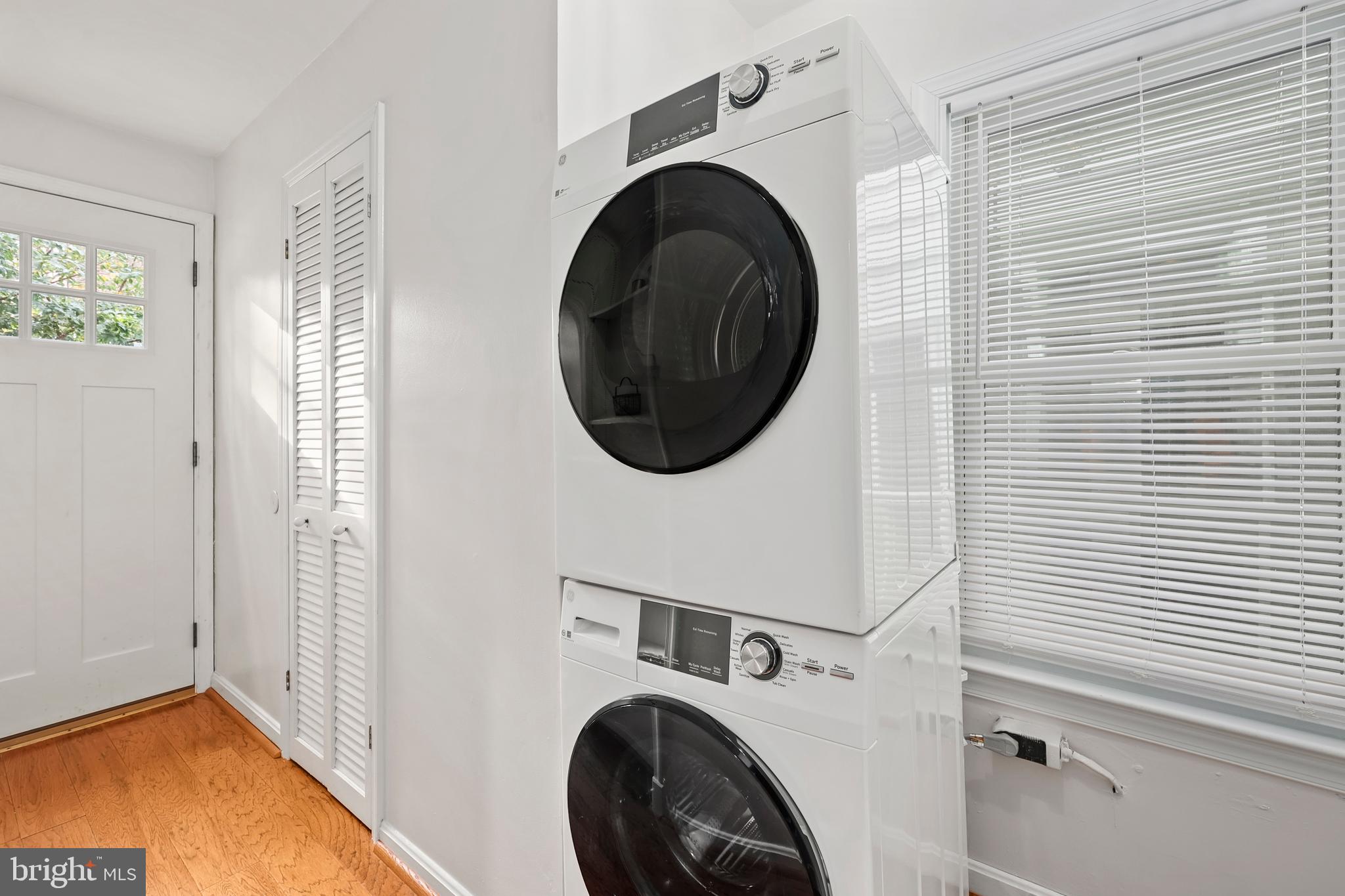 OLD TOWN ALEXANDRIA - Residential