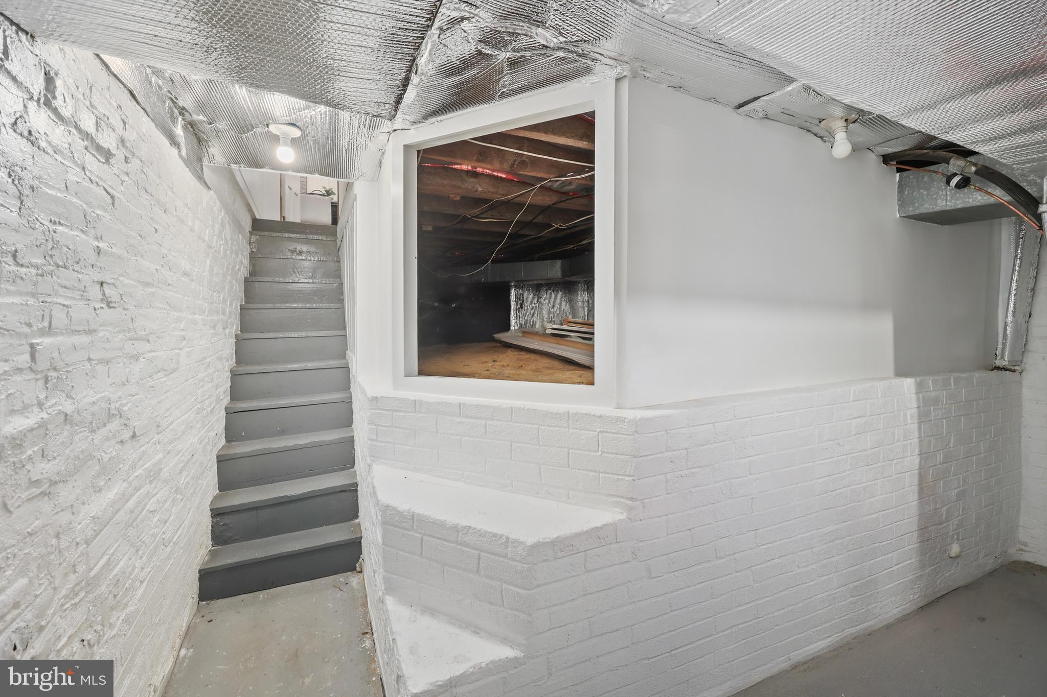 OLD TOWN ALEXANDRIA - Residential