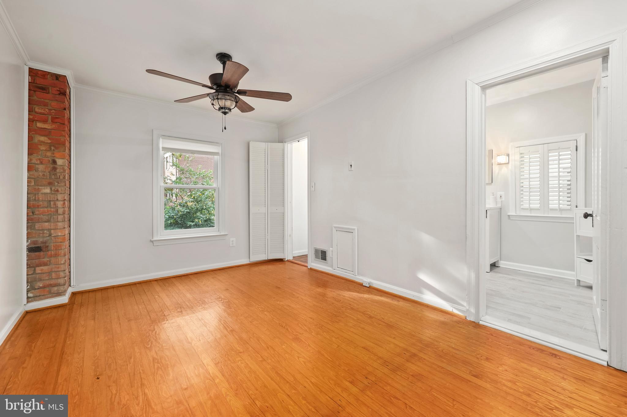 OLD TOWN ALEXANDRIA - Residential