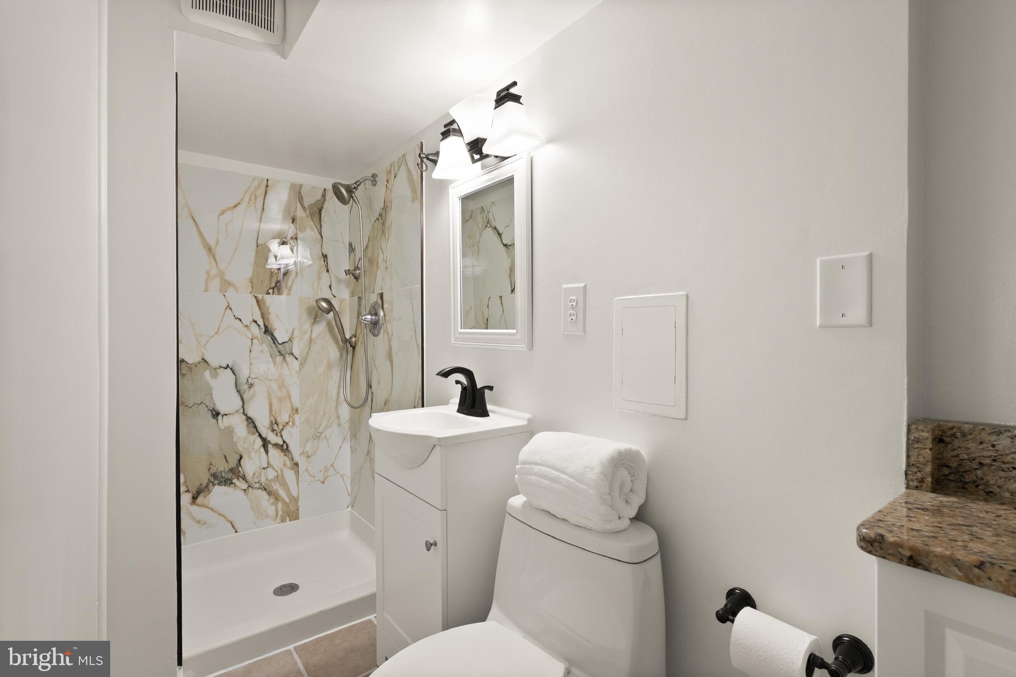 BROOKFIELD - Residential