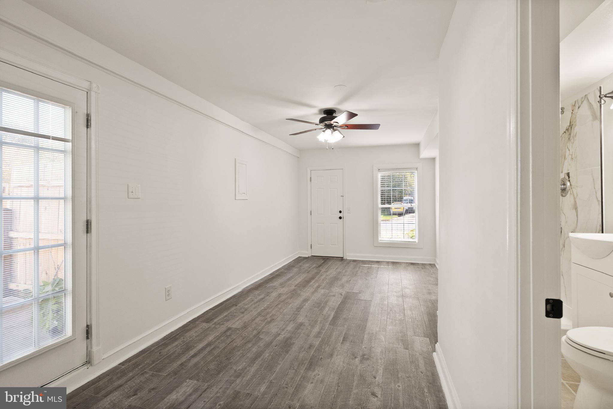 BROOKFIELD - Residential