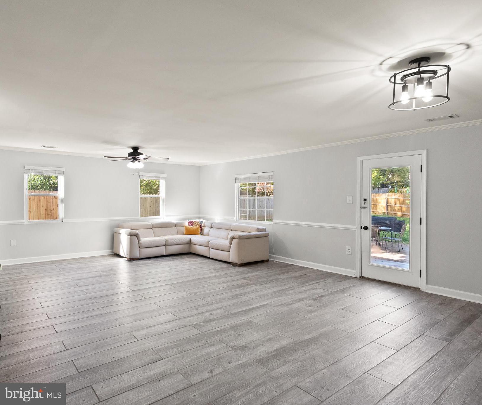 BROOKFIELD - Residential