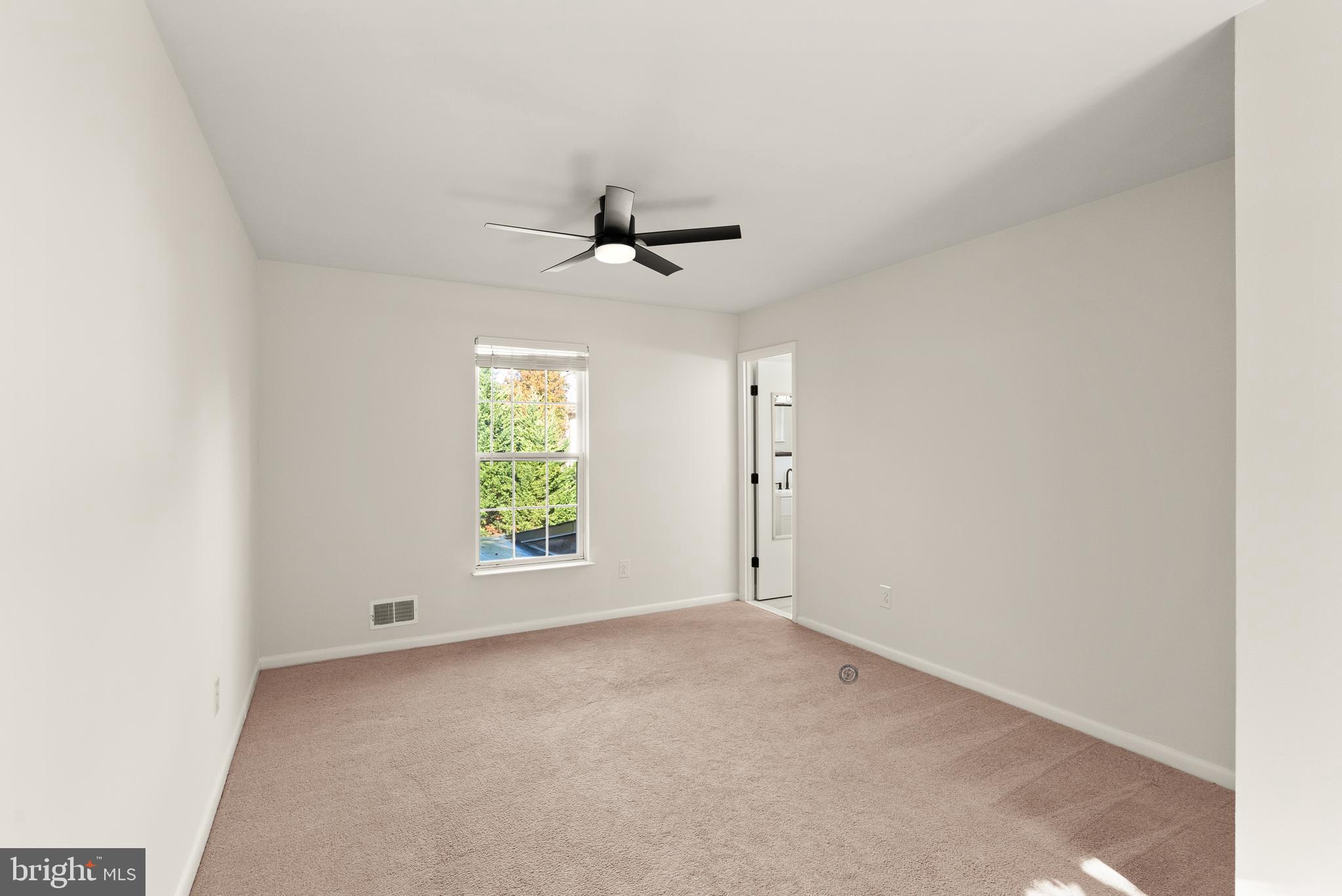 BROOKFIELD - Residential