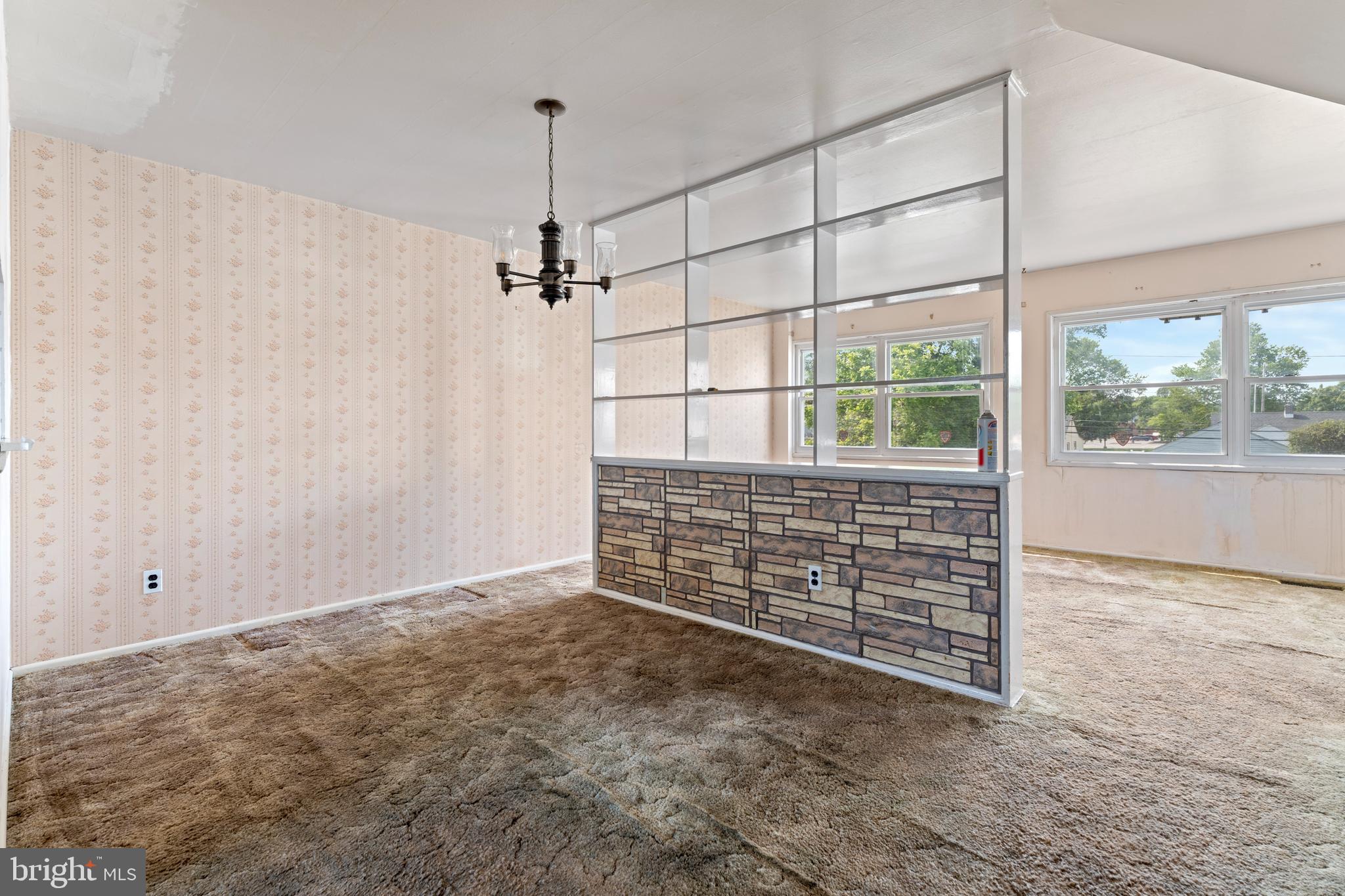 PHILADELPHIA (NORTHEAST) - Residential