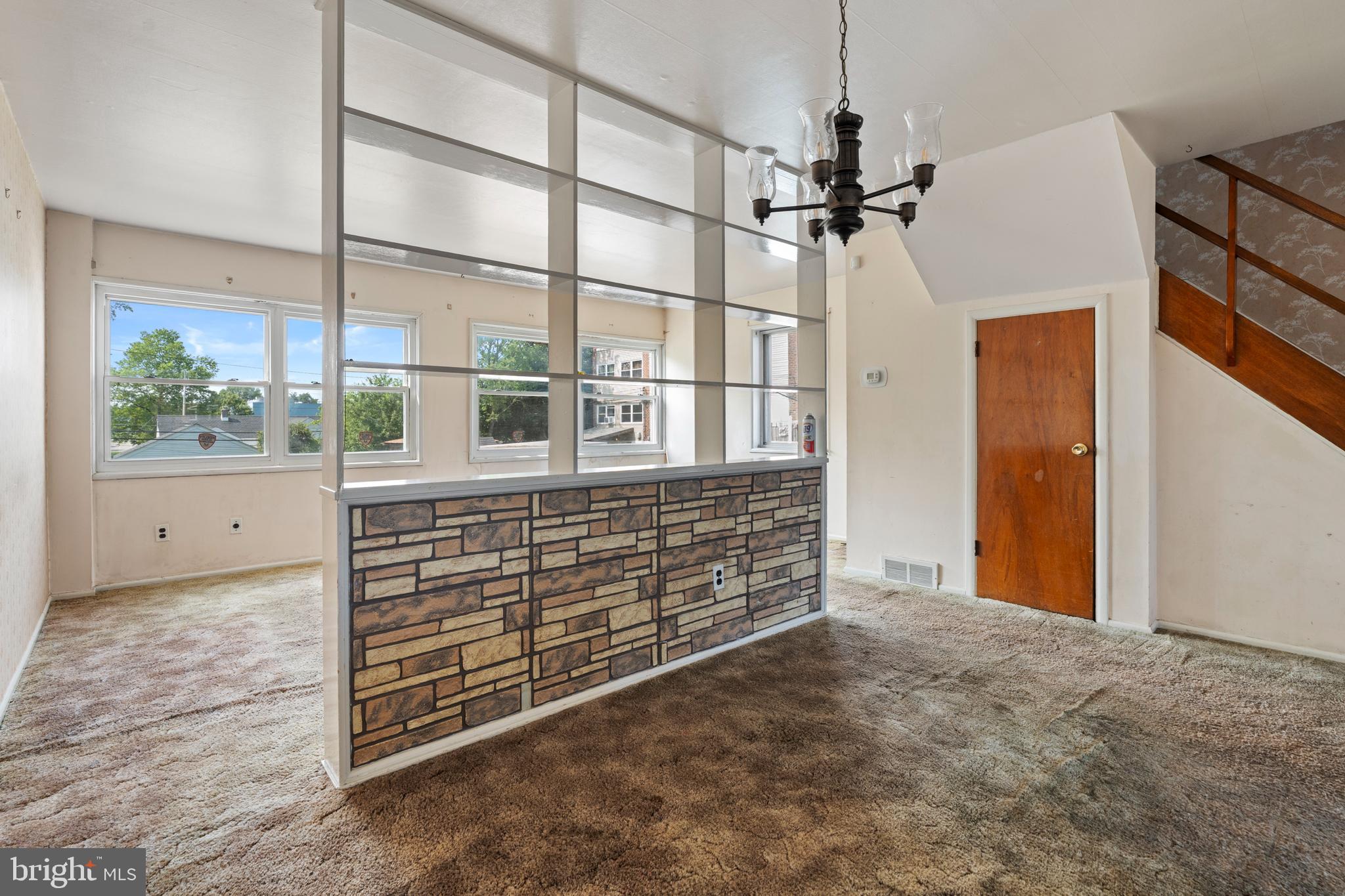 PHILADELPHIA (NORTHEAST) - Residential