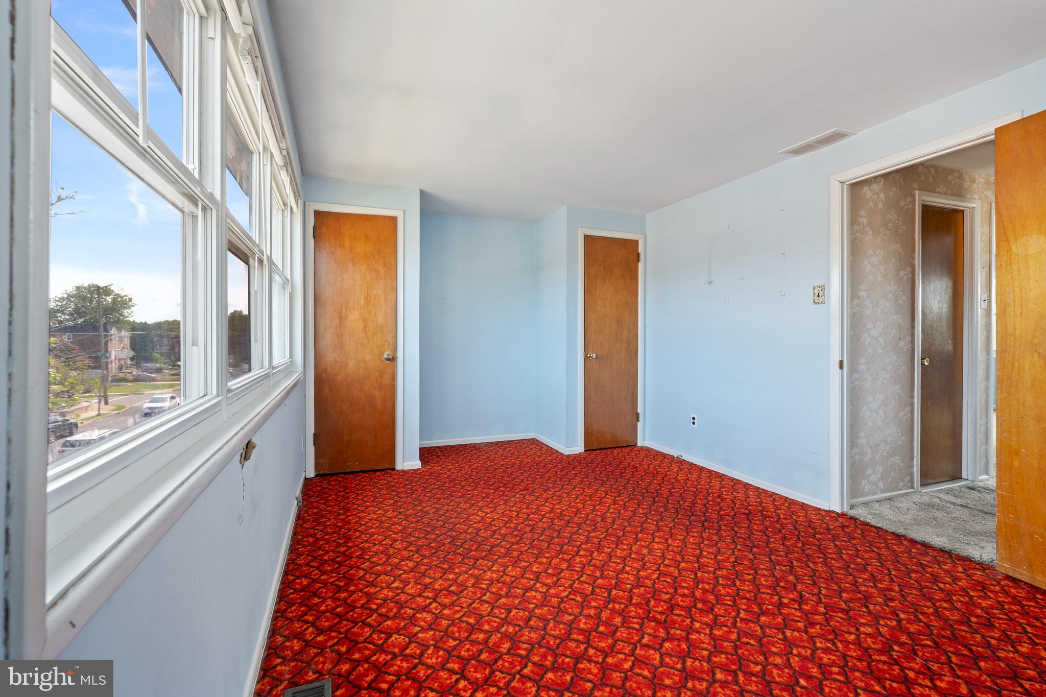 PHILADELPHIA (NORTHEAST) - Residential