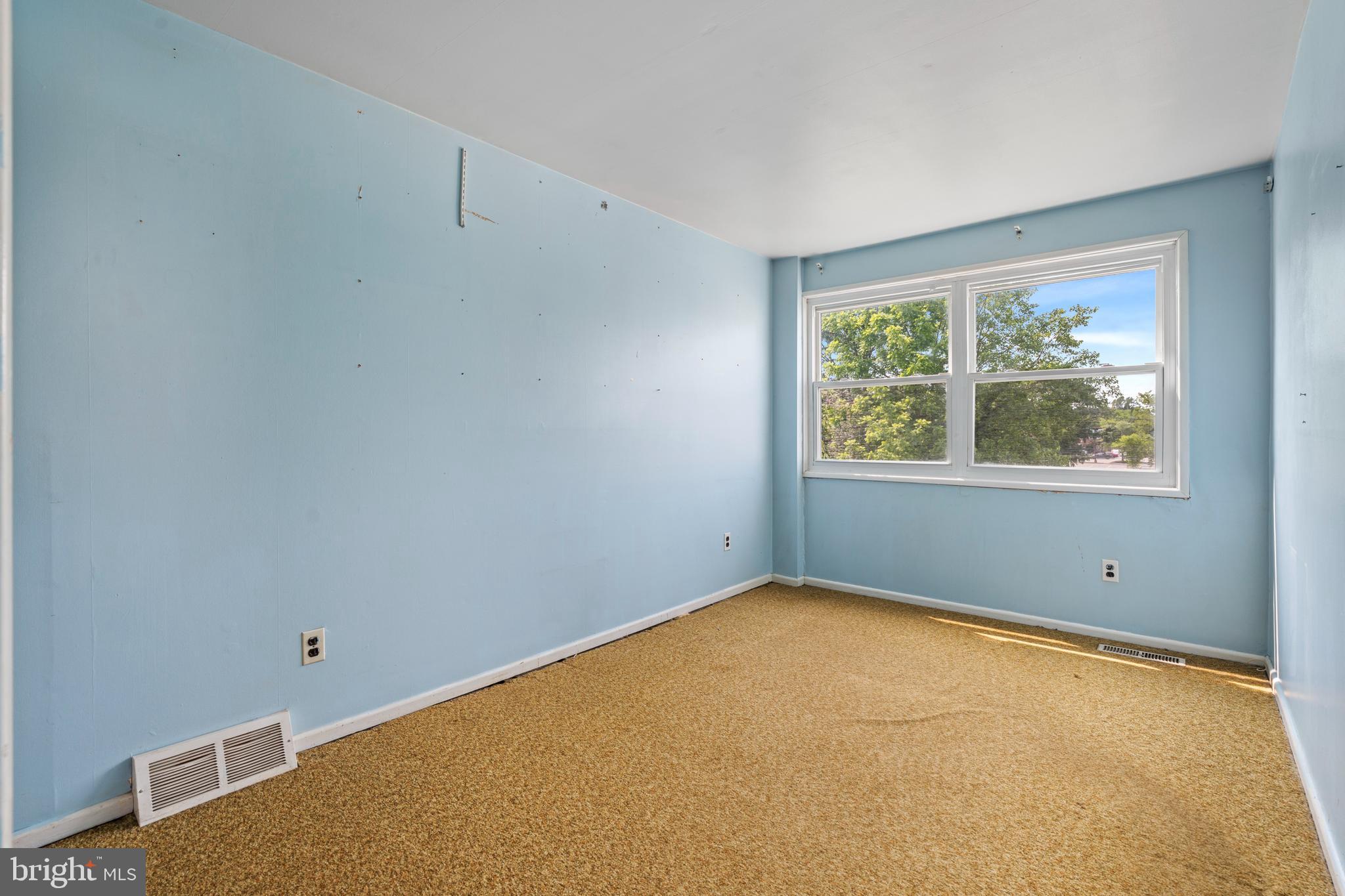 PHILADELPHIA (NORTHEAST) - Residential