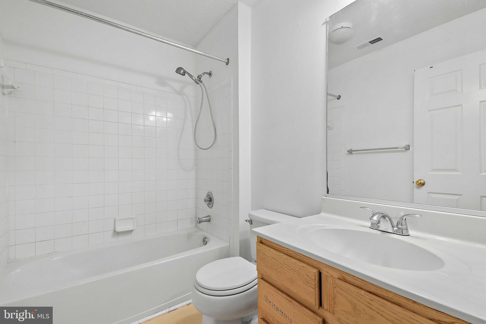 THE VILLAGE SOUTHFIELD - Residential