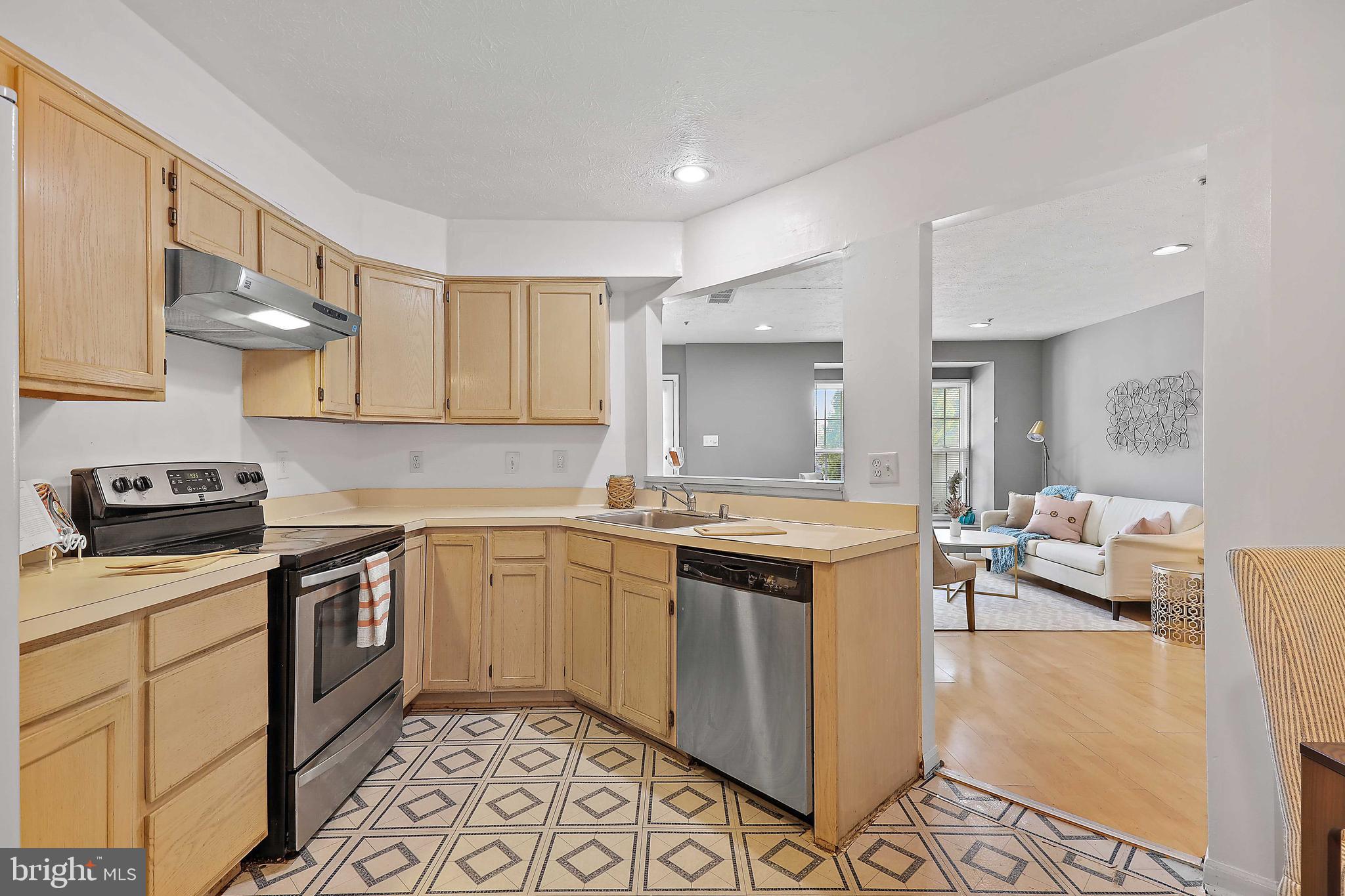 THE VILLAGE SOUTHFIELD - Residential